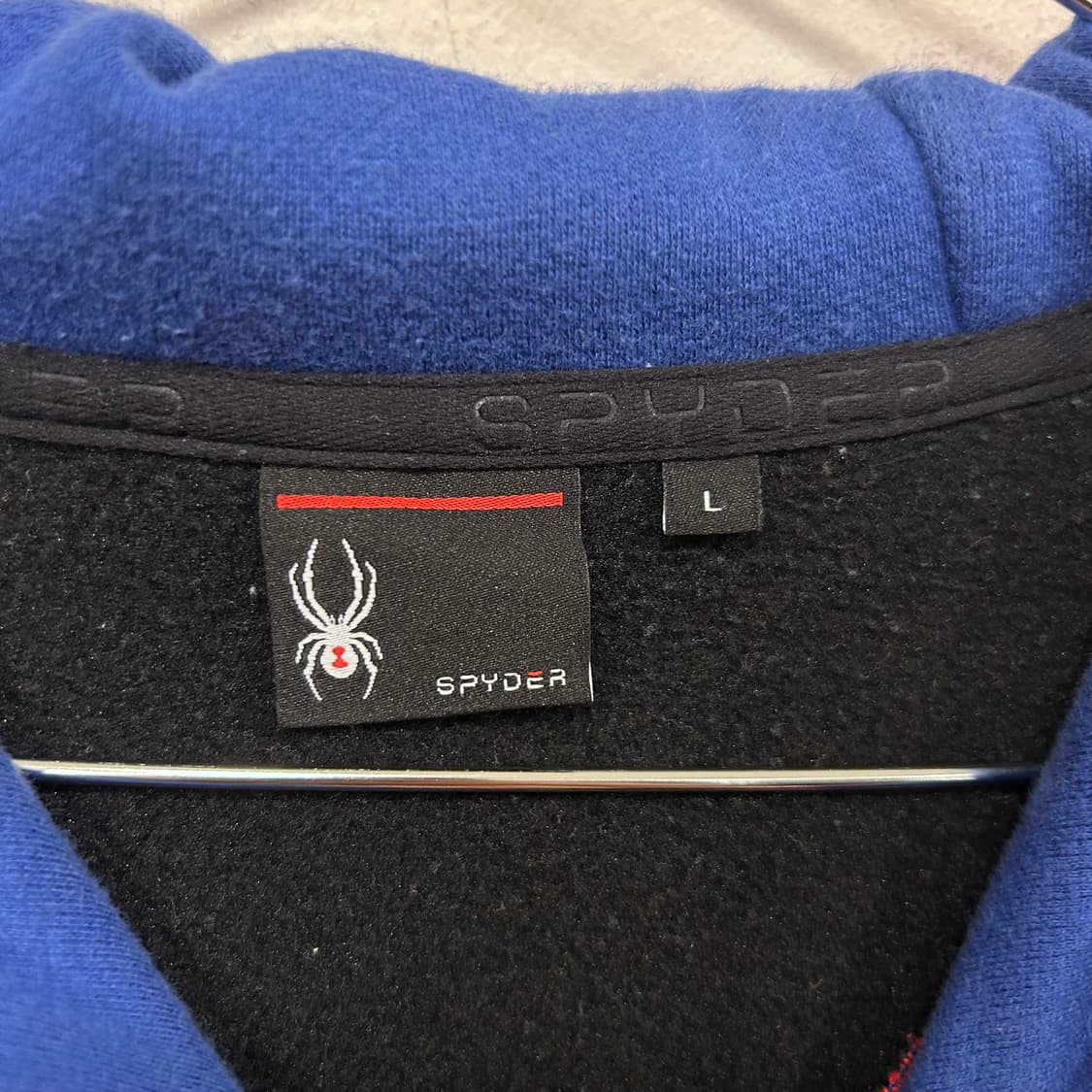 스파이더 컬러 블록 투웨이 테크포켓 후드티 상품이미지3