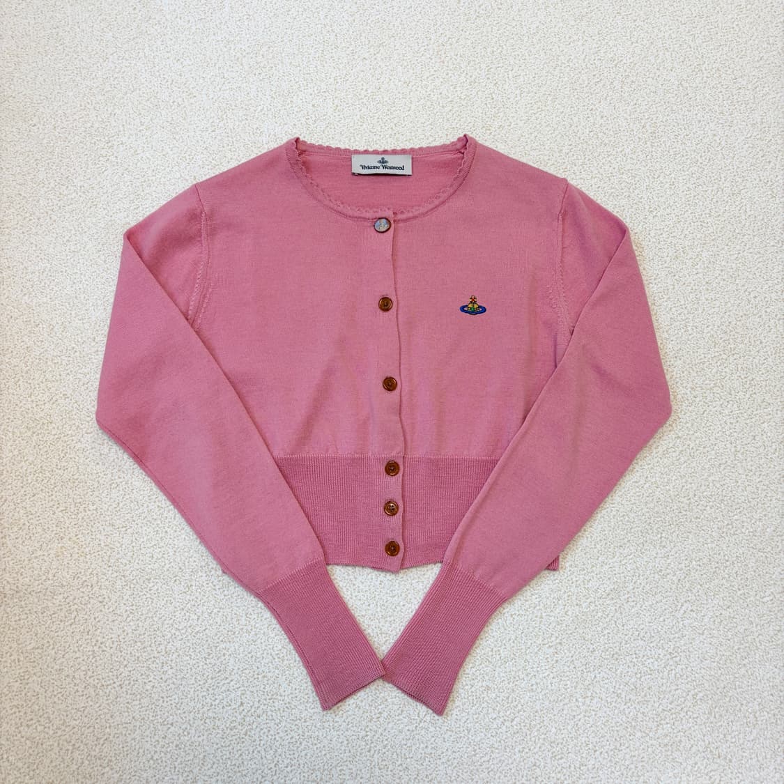 비비안웨스트우드 베아 크롭 가디건 핑크 상품이미지1