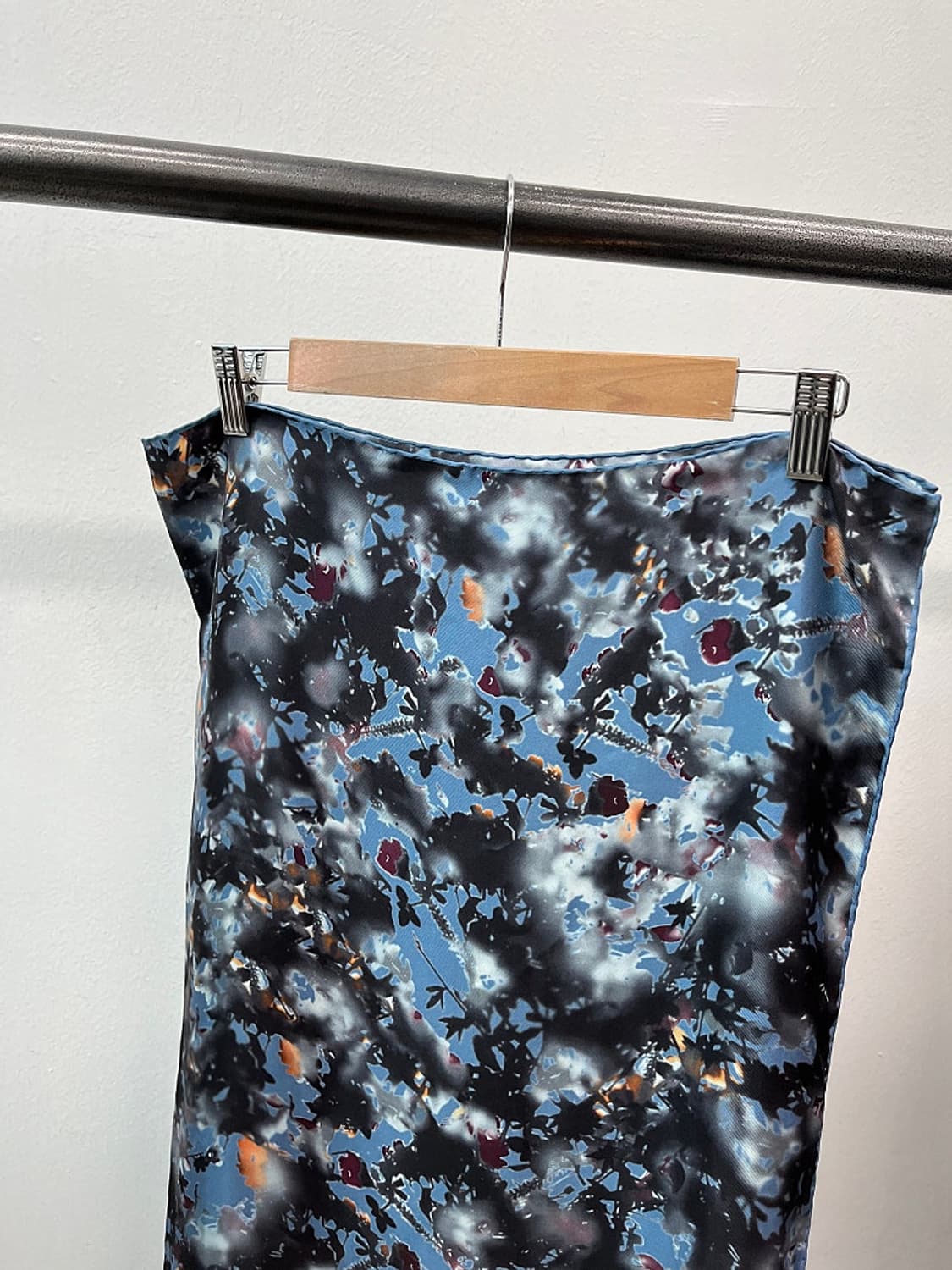 보테가베네타 이태리 실크 스카프  상품이미지4