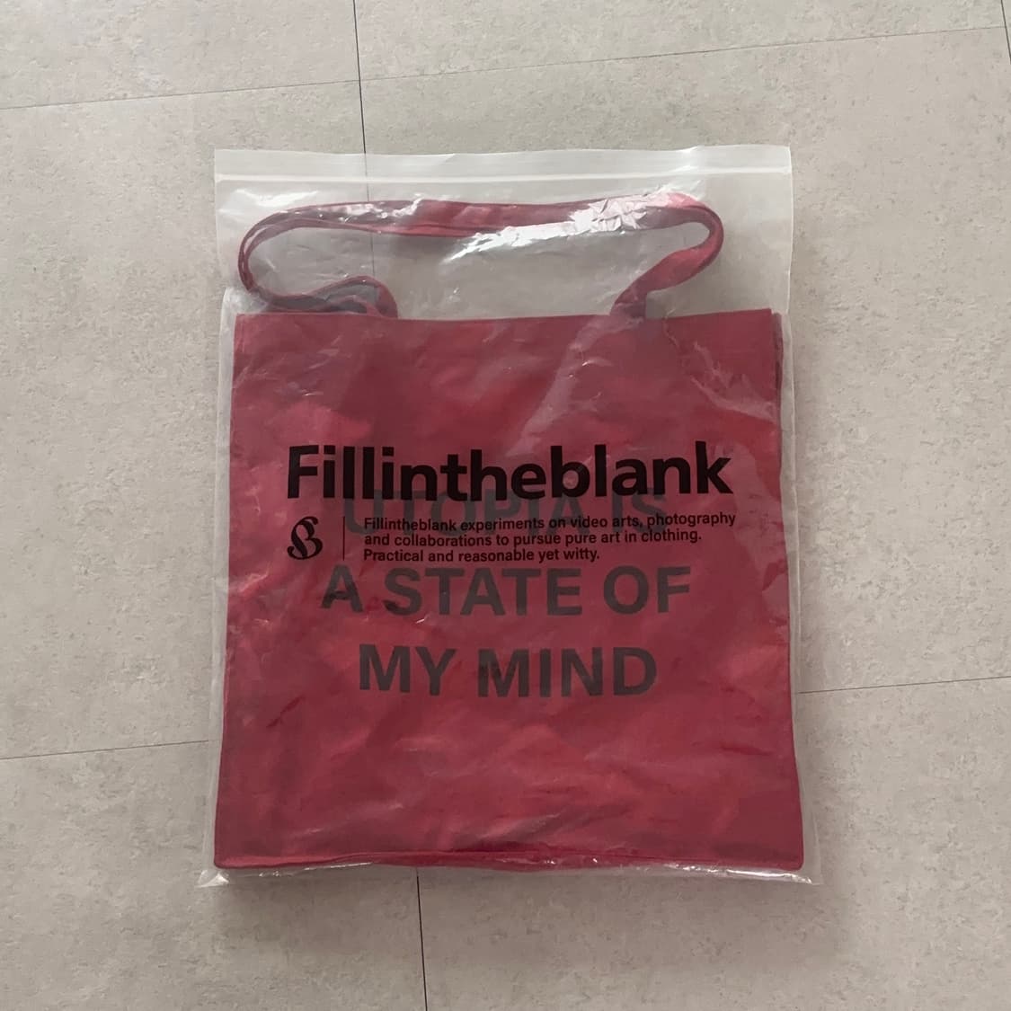 필인더블랭크 utopia shopper bag 상품이미지3