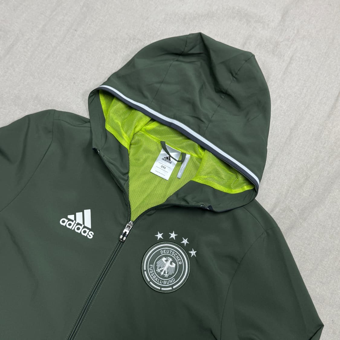 아디다스 독일 카키 바람막이 90 상품이미지2