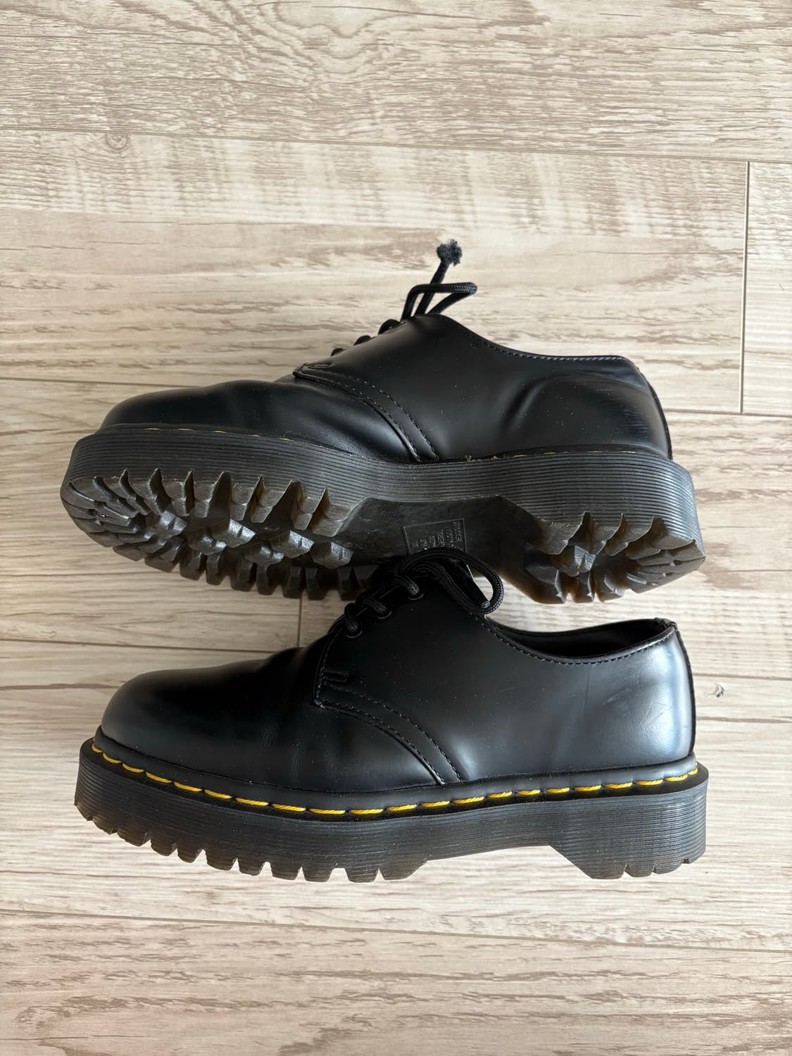 닥터마틴 1461 3홀 벡스 230 상품이미지2