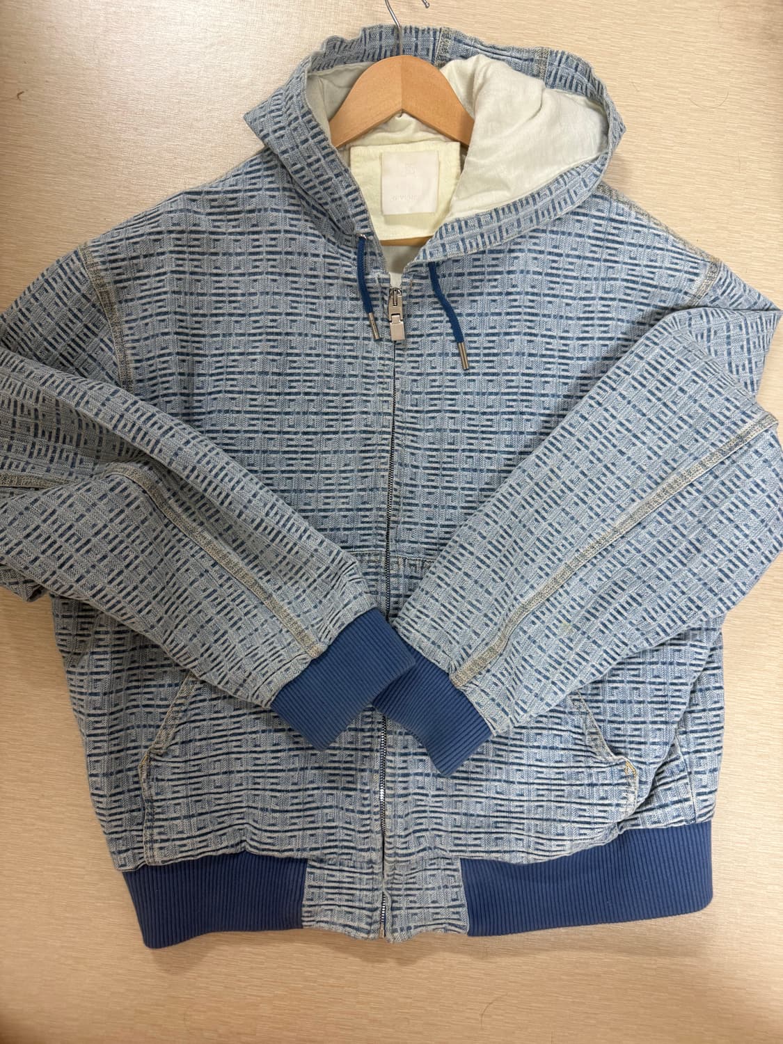 지방시 4G패턴 데님 후드 집업 상품이미지1