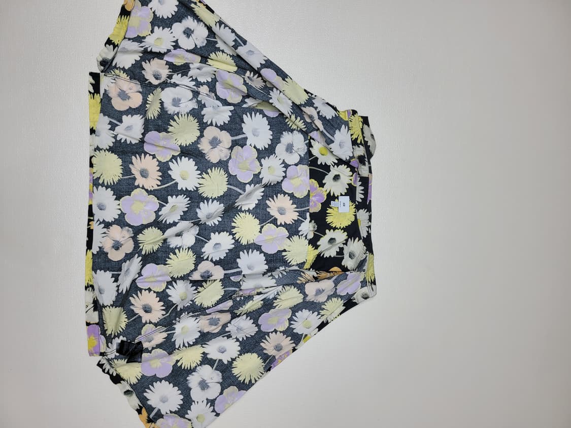 에이치엔엠 H&M 남자 블라워패턴 반팔 셔츠 130 블랙 상품이미지8