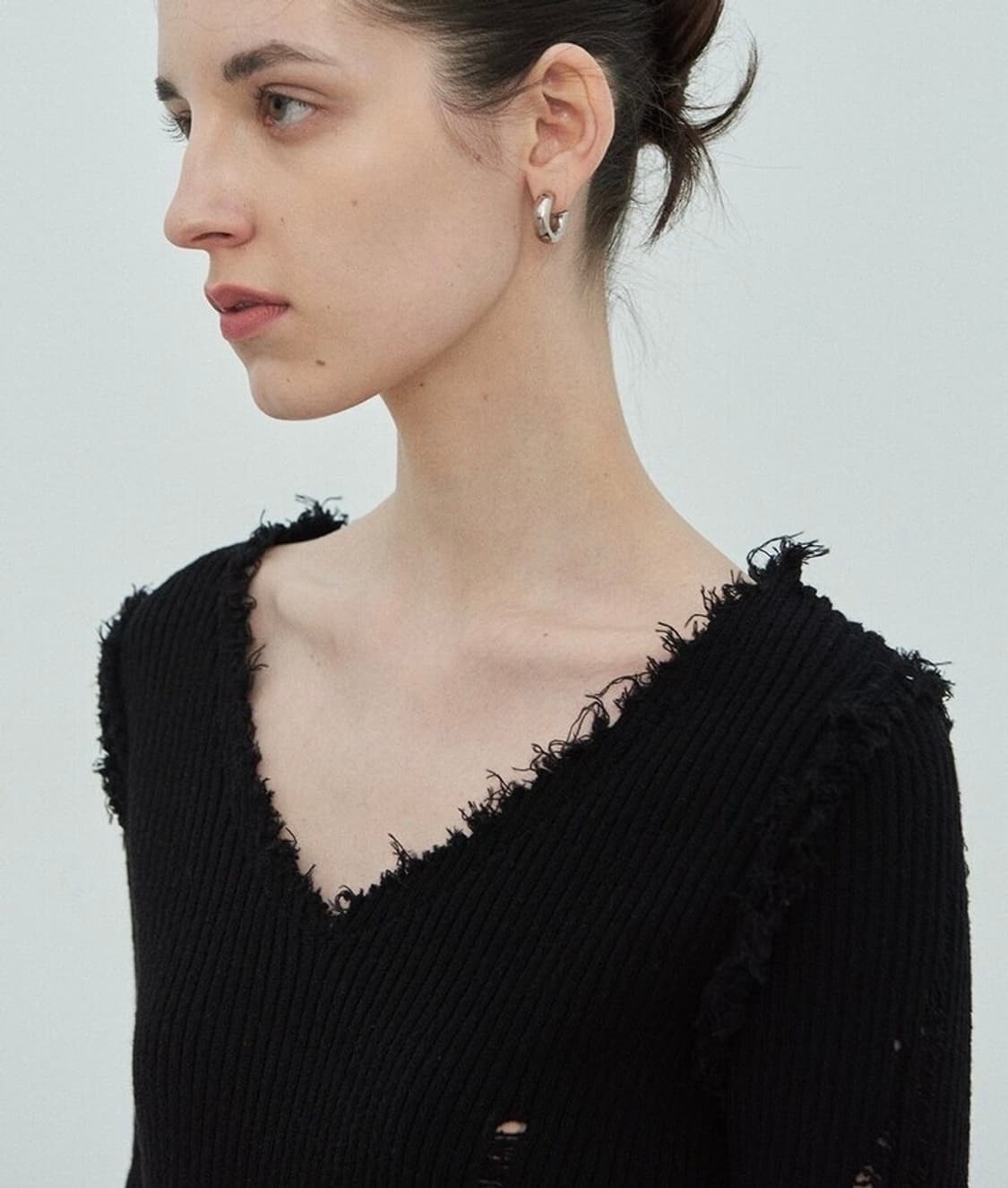 다이애그널 데미지 니트 블랙 상품이미지2