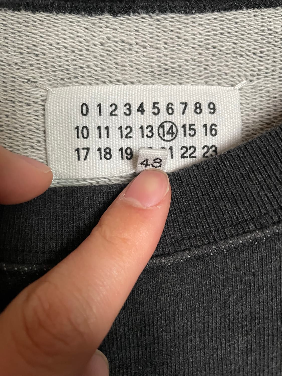 마르지엘라 리에디션 맨투맨 48 상품이미지2