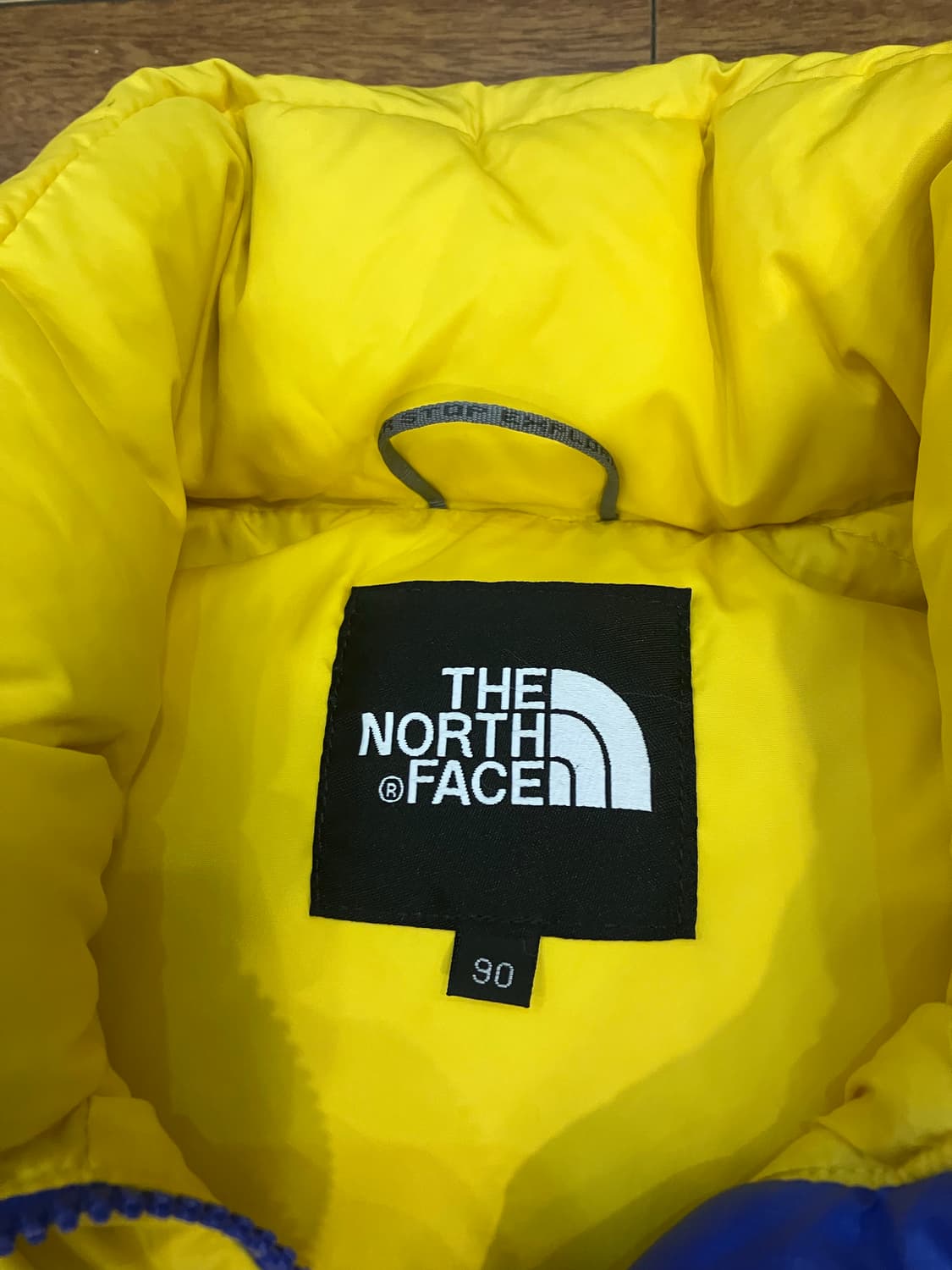 노스페이스 눕시 패딩점퍼 90사이즈 상품이미지3