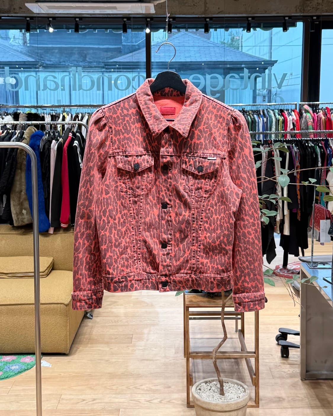 마더 핑크 더 퍼피 브루저 데님 트러커 자켓 상품이미지1