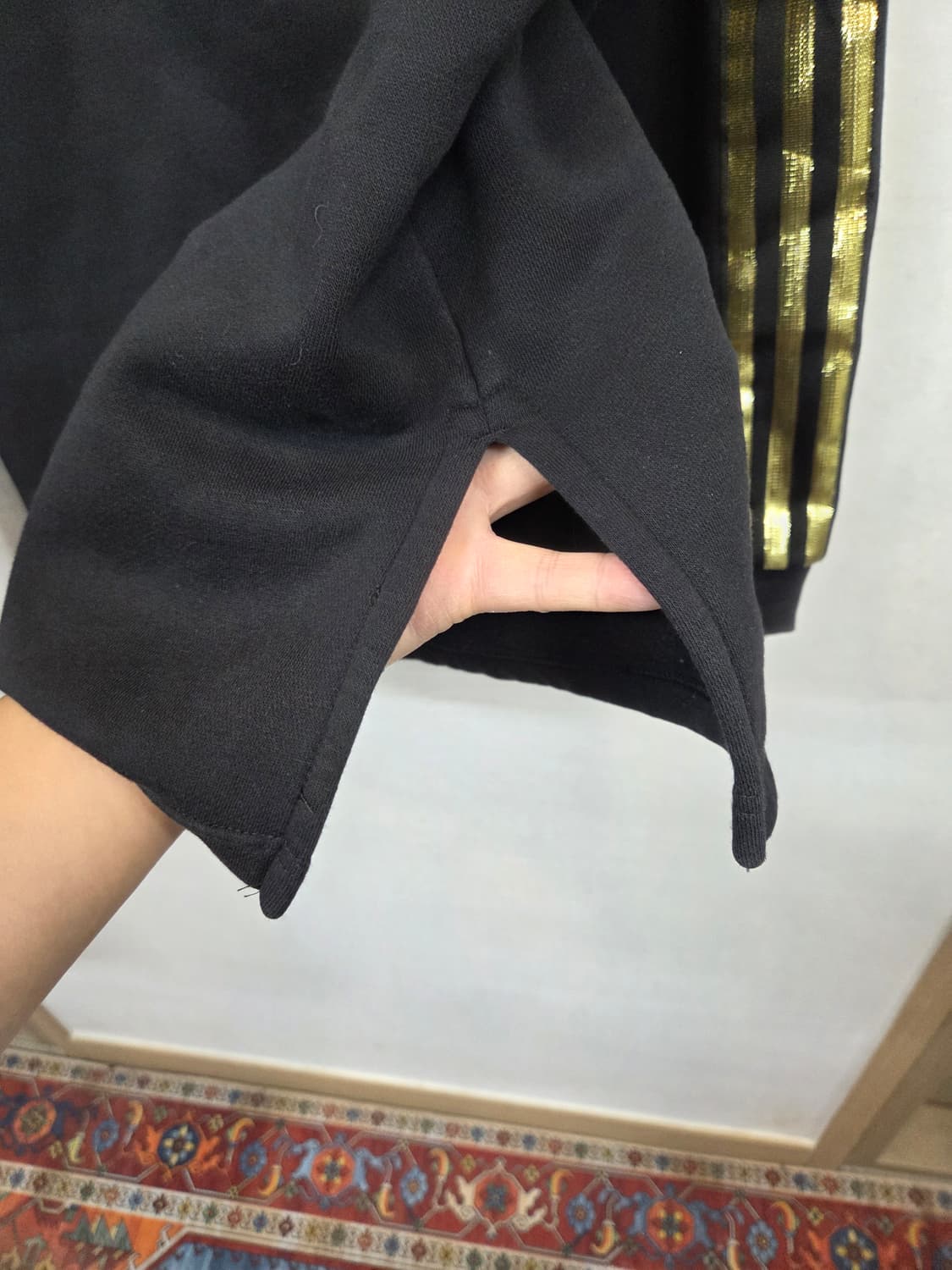 아디다스 quarter 옆트임 안감기모 반집업 삼선 골드 m 상품이미지5