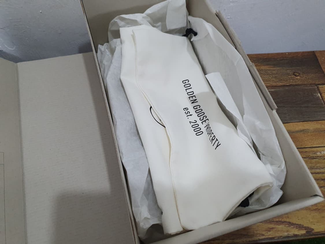 GOLDEN GOOSE 골든구스 (230MM) 상품이미지10