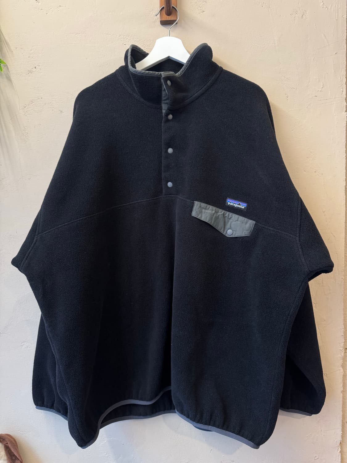 파타고니아 신칠라 블랙 포지 그레이 xxl 상품이미지1