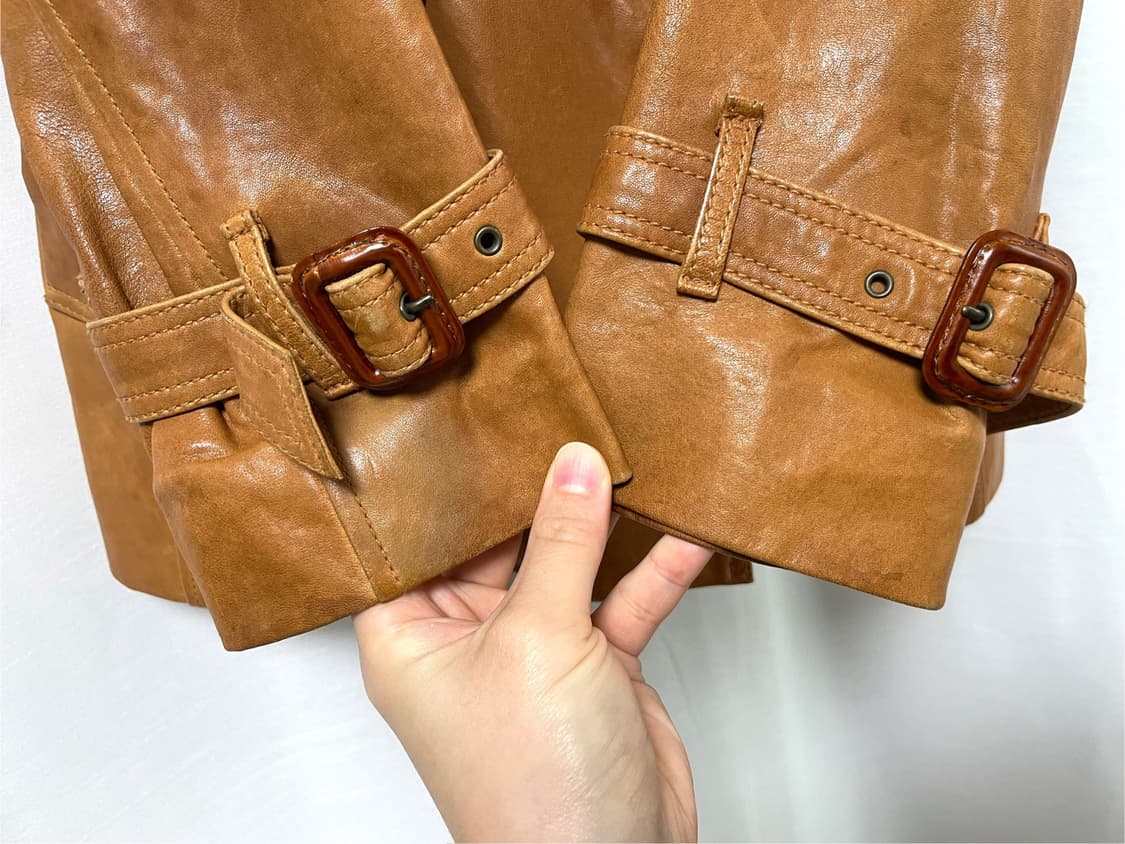BCBG 비씨비지 여성 양가죽 100% 트렌치 가죽코트 _ 브라운 상품이미지4
