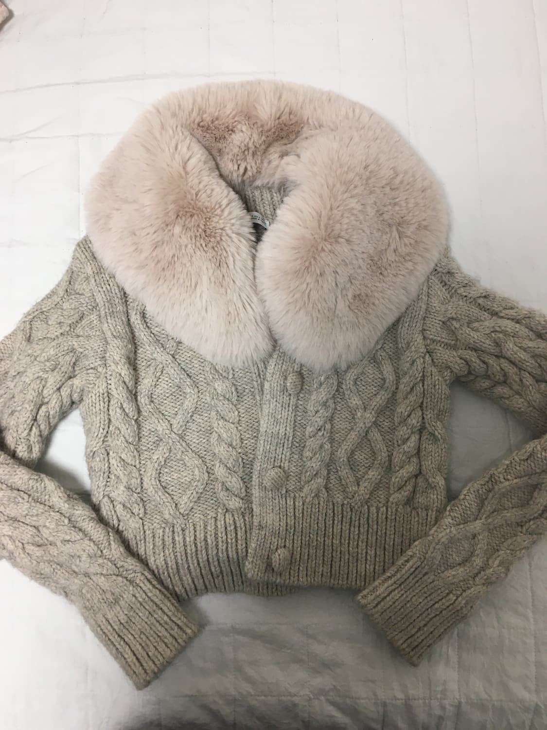 자라 퍼 니트가디건 상품이미지1