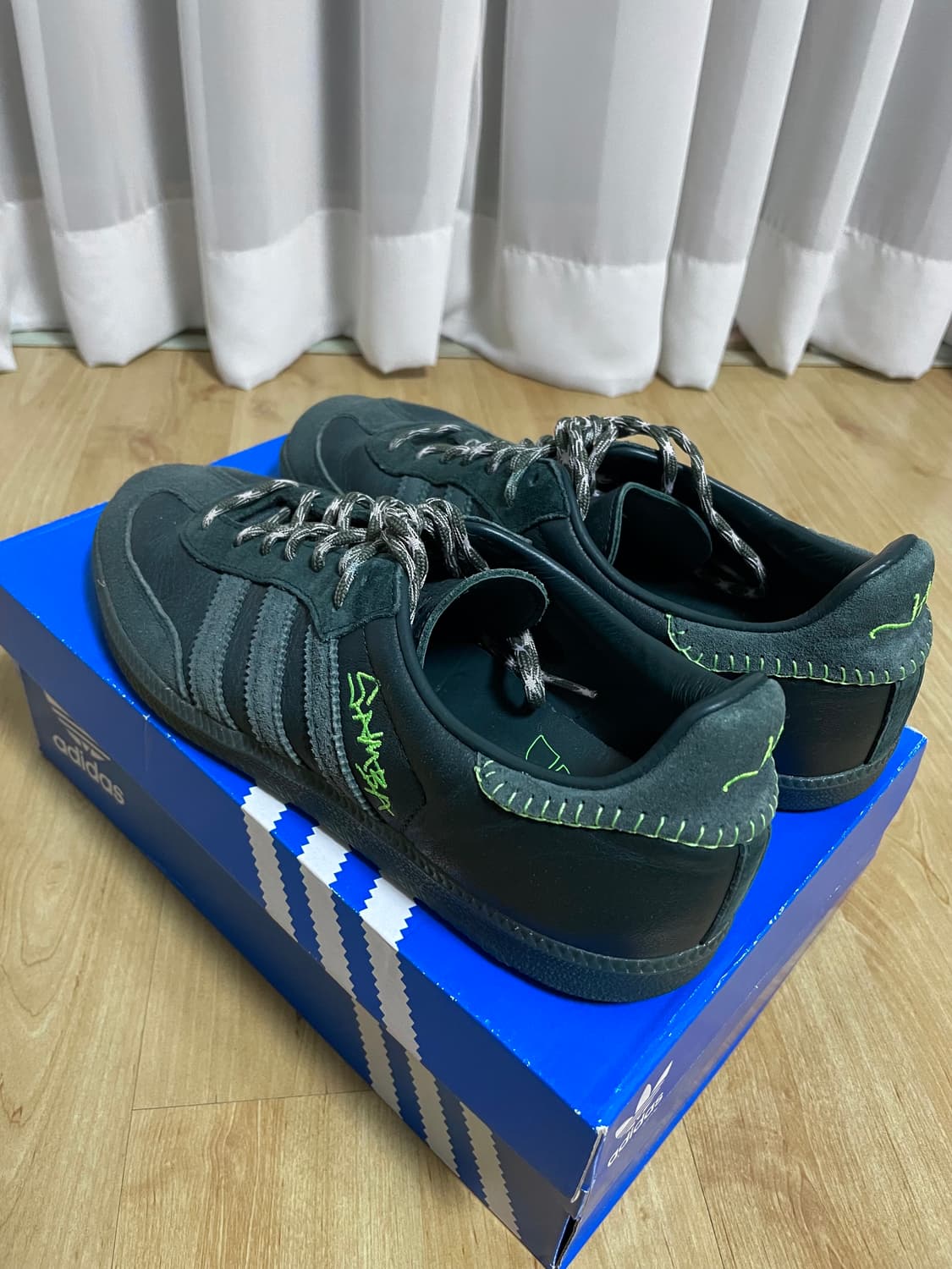 아디다스 삼바 조나힐 콜라보 아론레빈 그린스웨이드 상품이미지5
