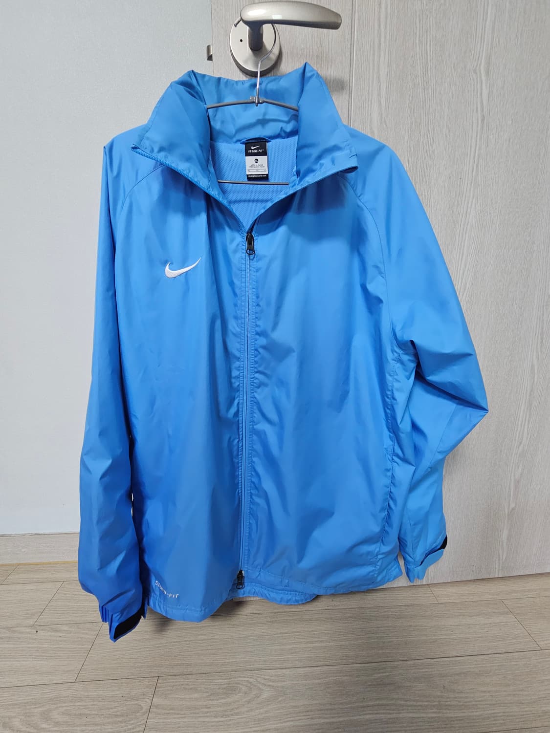 나이키 바람막이자켓 상품이미지1