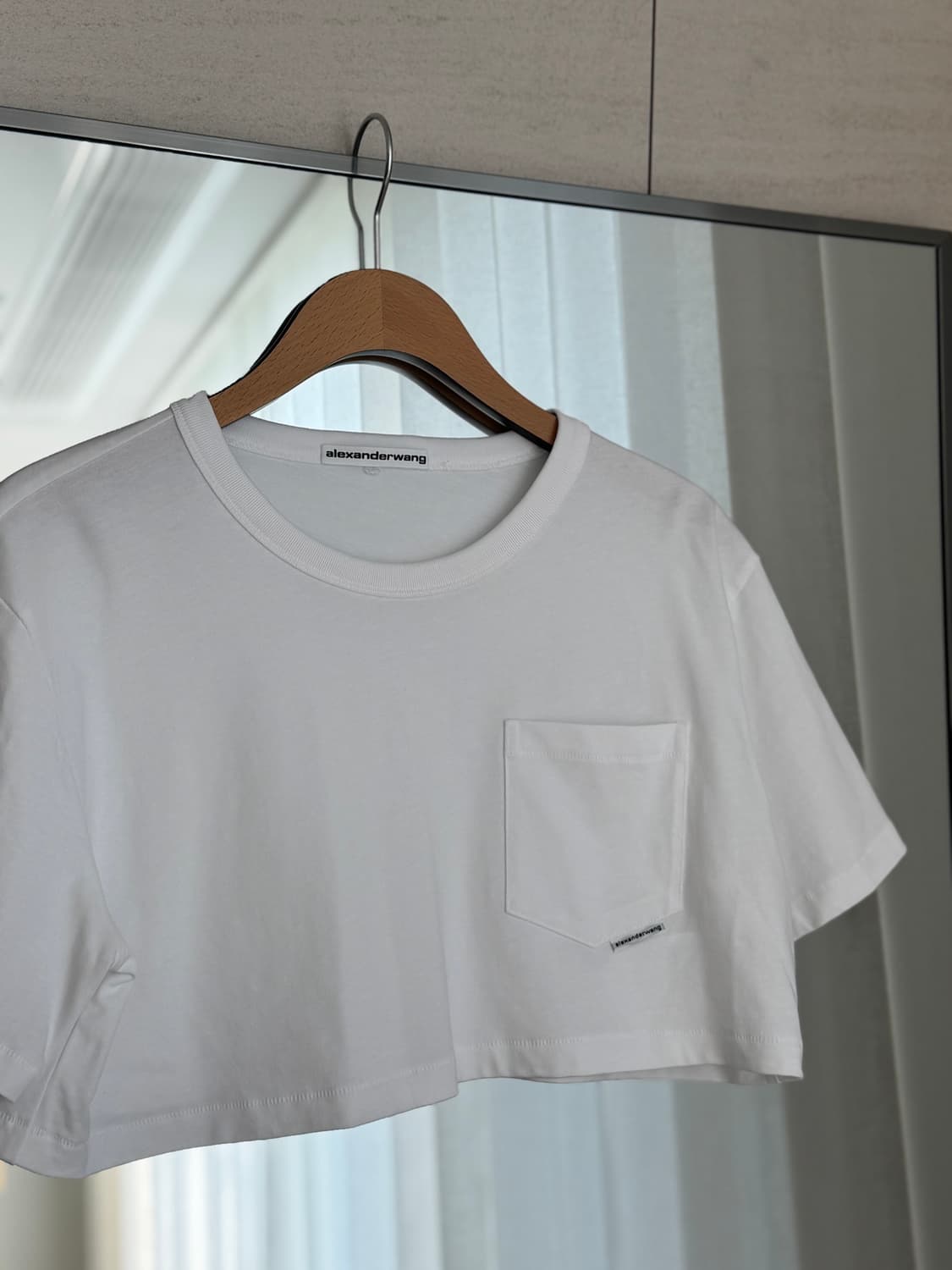 알렉산더왕(Alexander Wang) 크롭 반팔 티셔츠 상품이미지3
