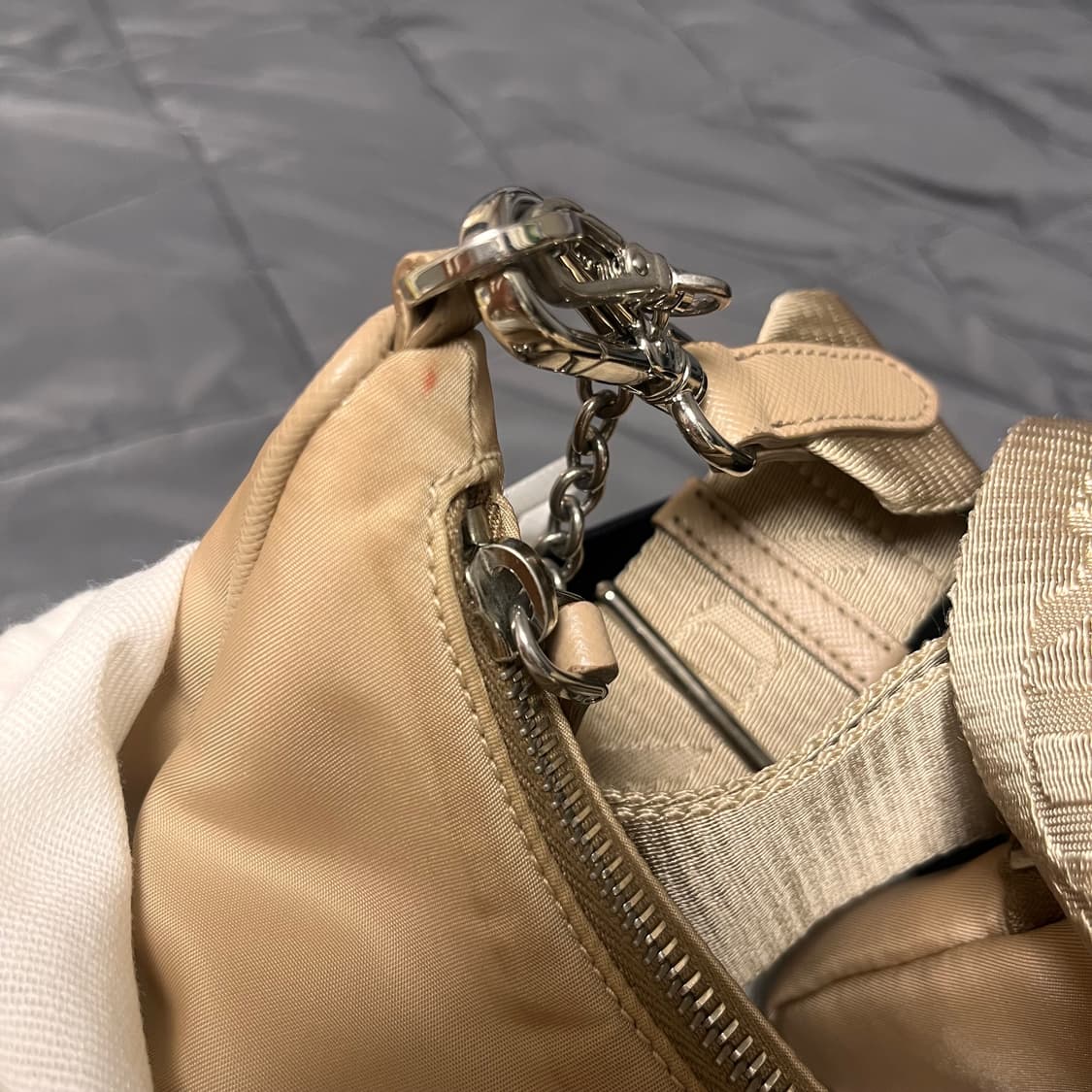 프라다 테수토 호보백 베이지 상품이미지9