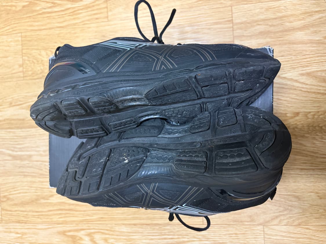 아식스 키코 젤버즈1 블랙 7.5(255) 판매합니다 상품이미지4