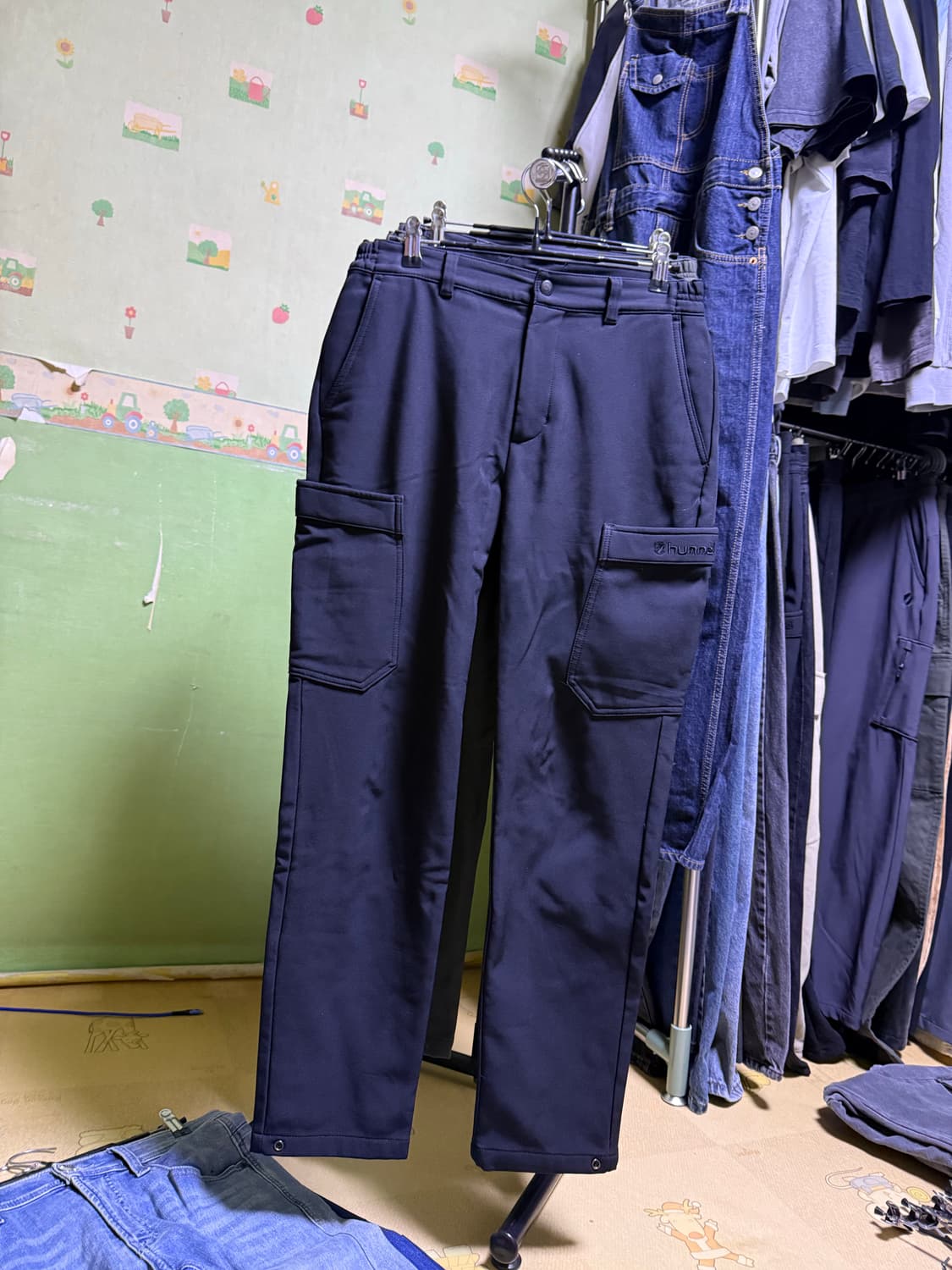 안녕하세여 험멜 약기모 조거팬츠 30사이즈 3종 판매합니다. 상품이미지1