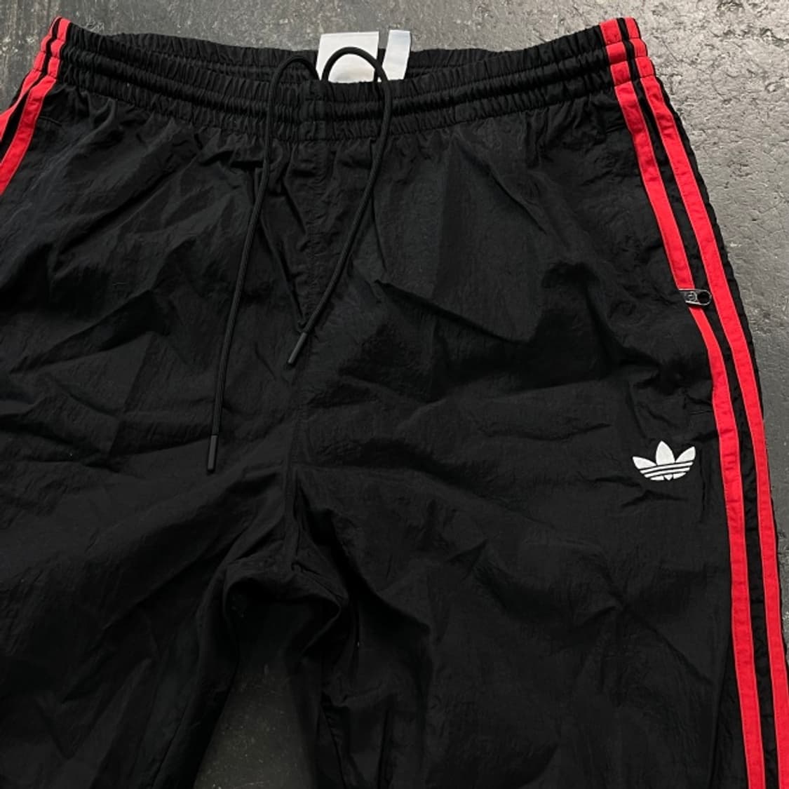105 아디다스 나일론 팬츠  상품이미지2