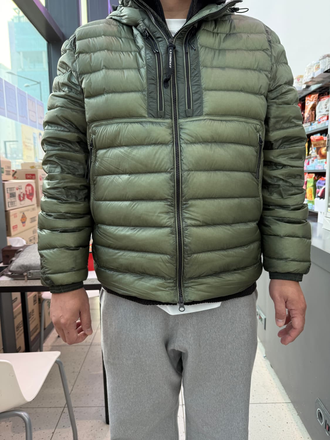 (상태s) 25fw CP컴퍼니 DD쉘 디디쉘 경량패딩 상품이미지9