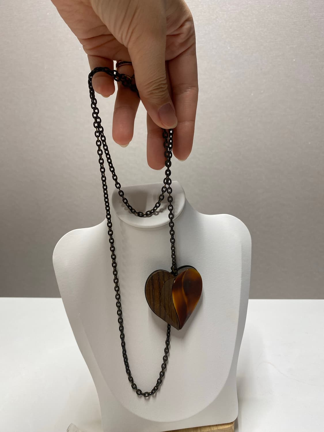 빈티지 우드 하트 롱 체인 목걸이 상품이미지4