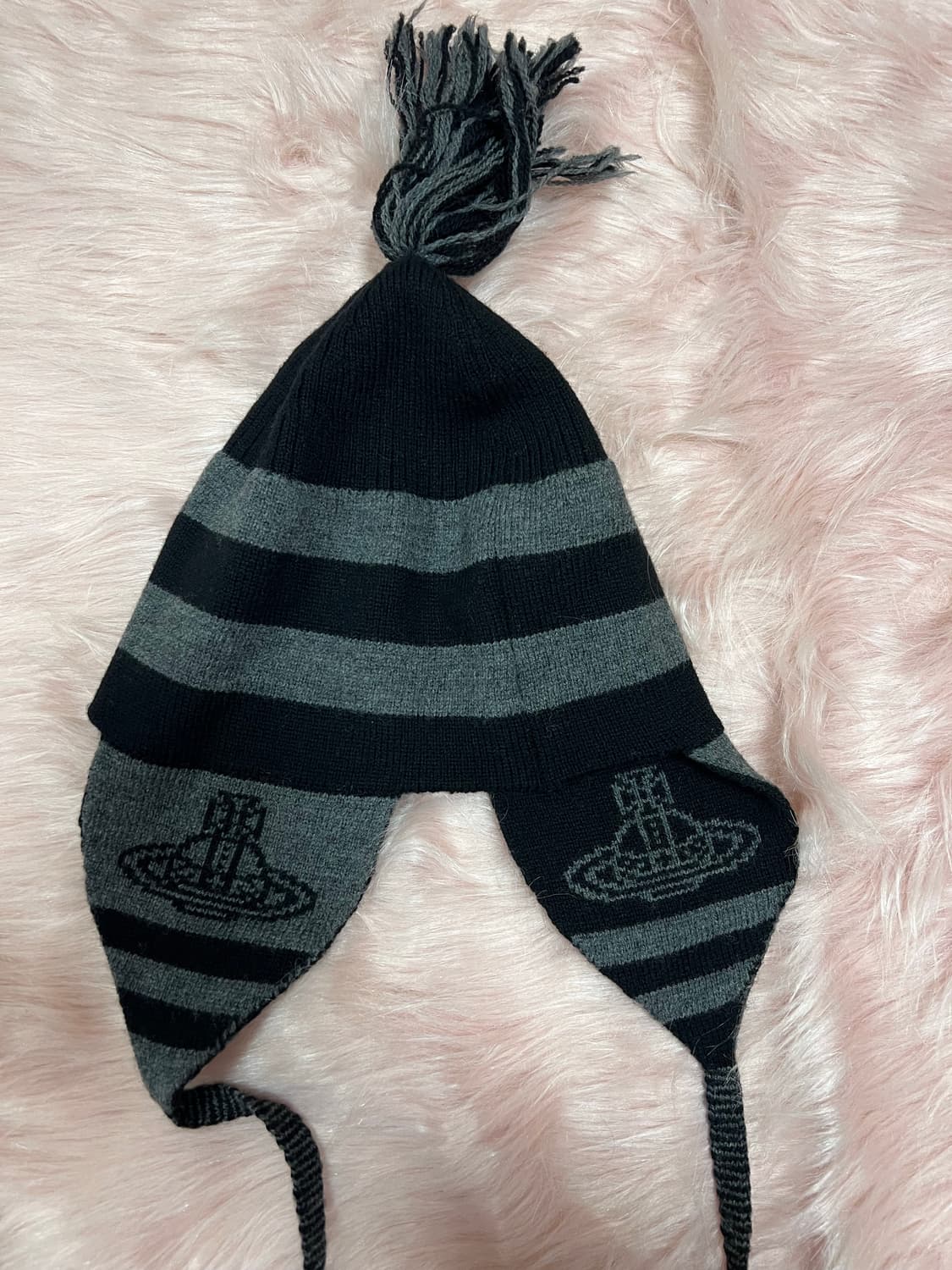 비비안웨스트우드 이어플랩 상품이미지2