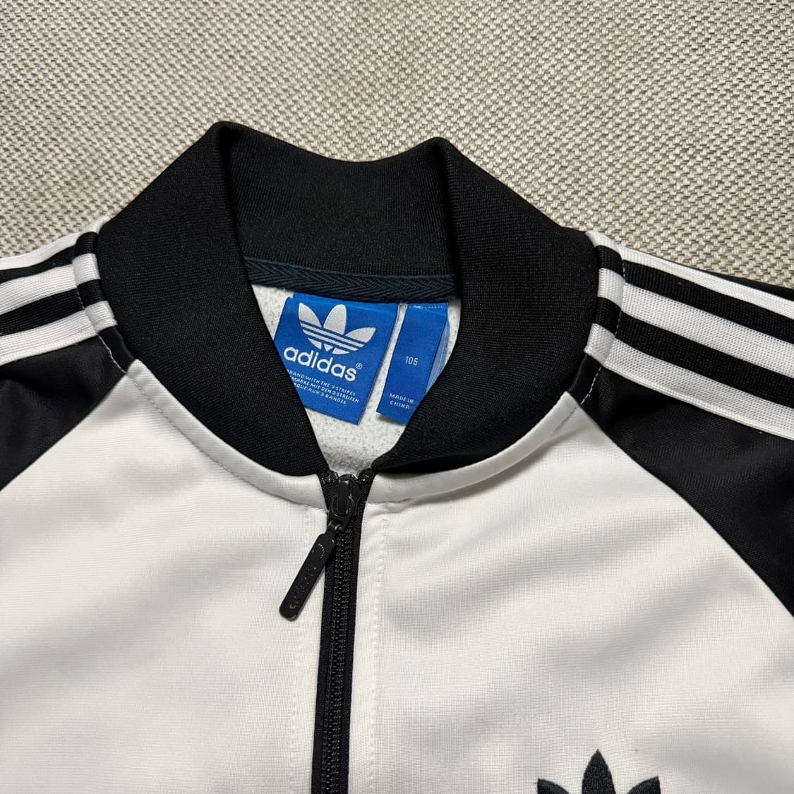 아디다스 오리지널 니고 베어 트랙탑 상품이미지3