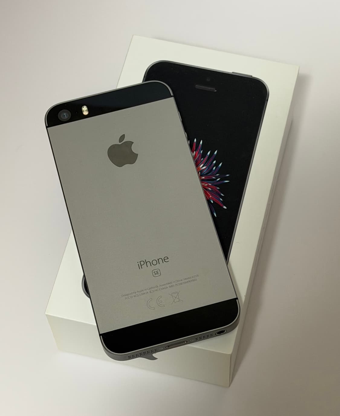 아이폰se 1세대 32기가 정품 상품이미지1