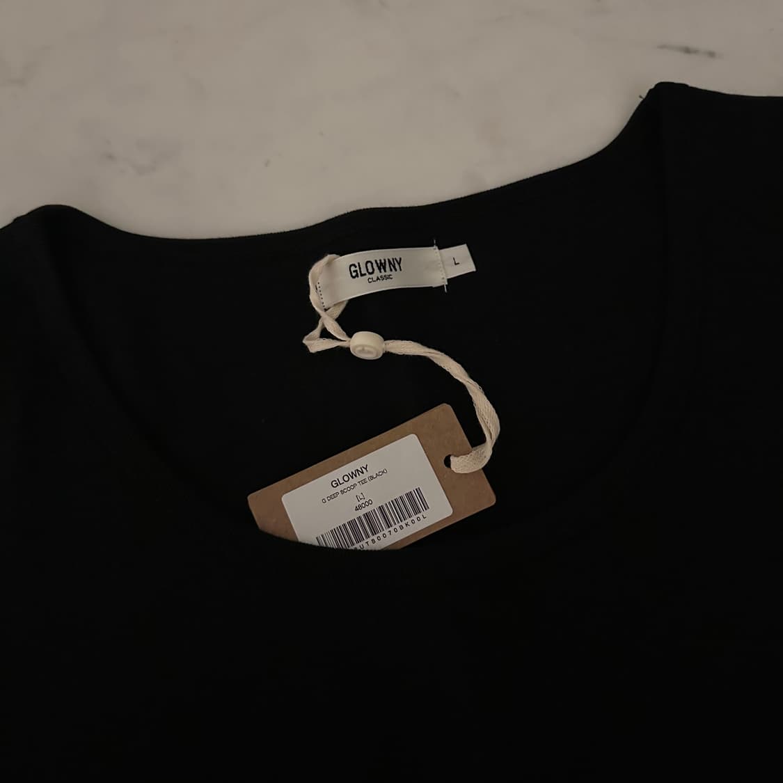 (새상품) 글로니 G DEEP SCOOP TEE 블랙 상품이미지2