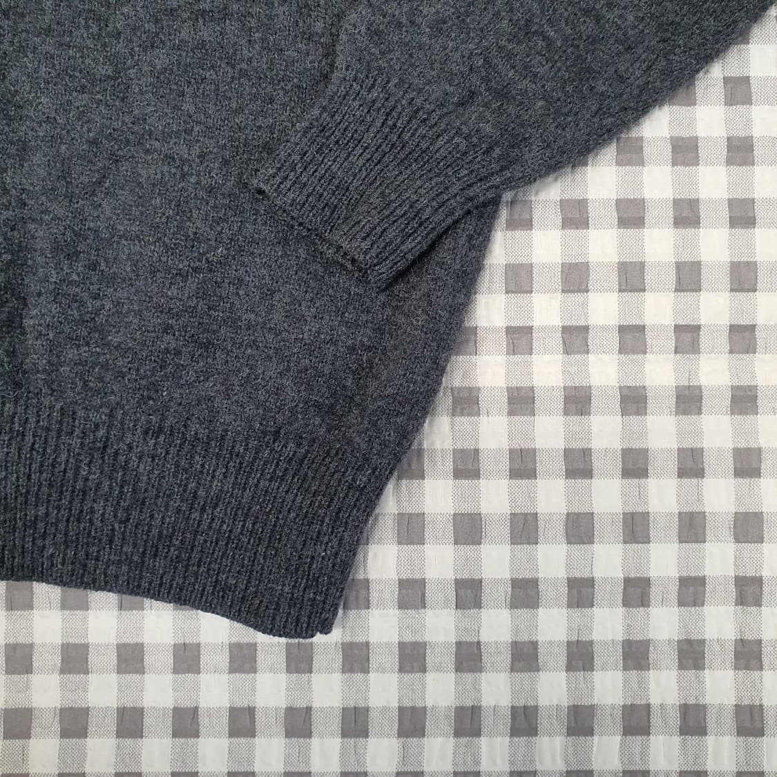 유니클로 울100 브이넥 니트 남자95 상품이미지4