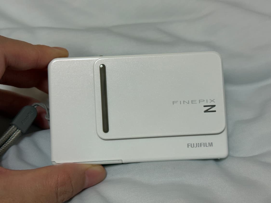 후지필름 파인픽스 Z300 화이트 상품이미지1