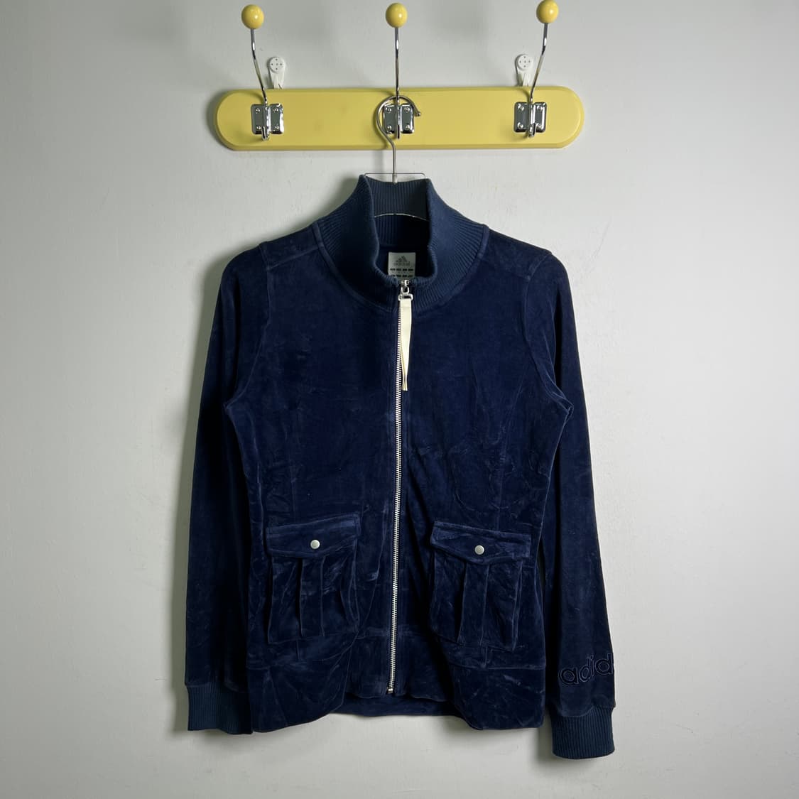 아디다스 네이비 벨벳 트랙 자켓 S 상품이미지1