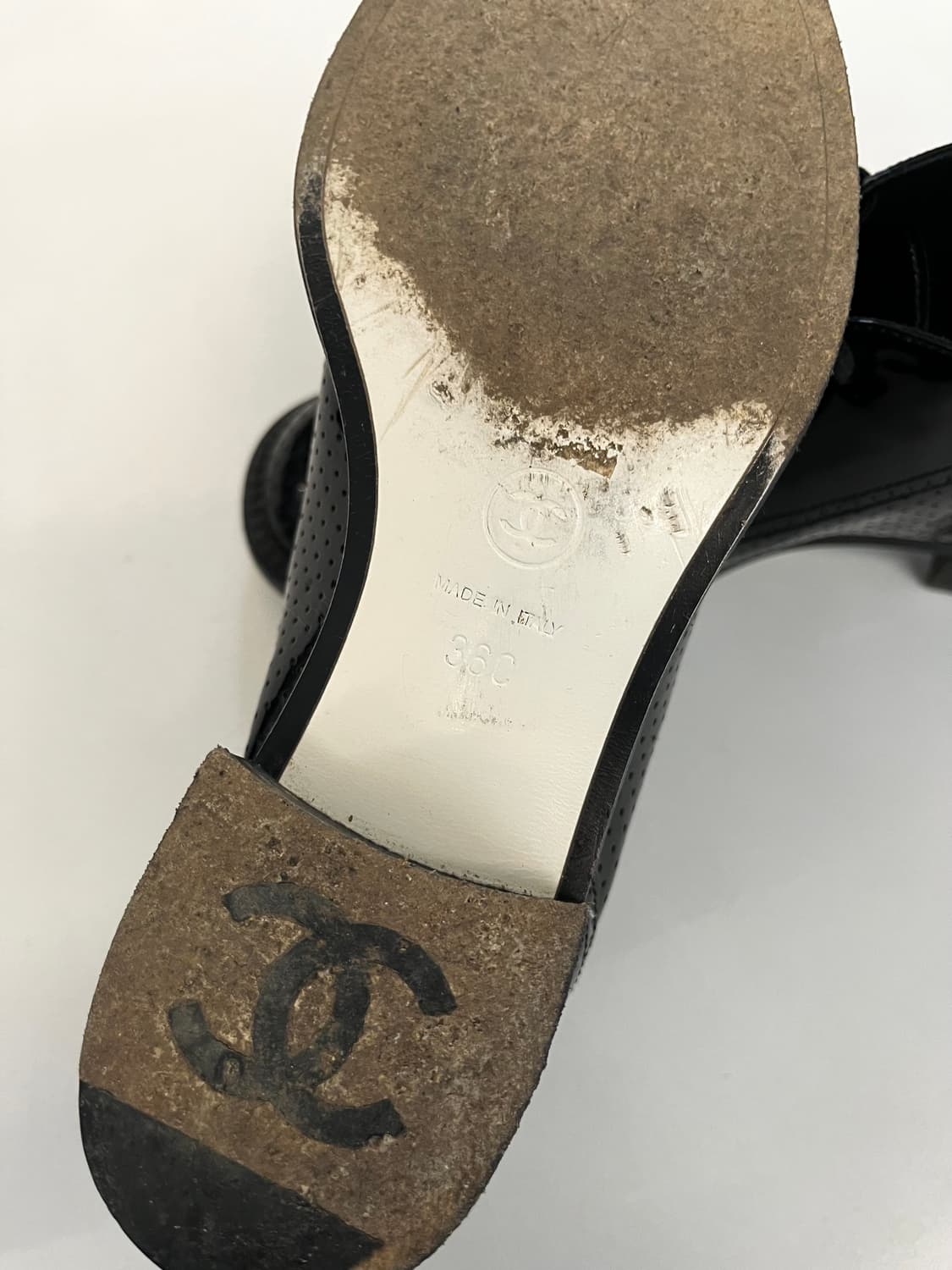 샤넬 페이던트 레더 드레스 부츠 상품이미지8