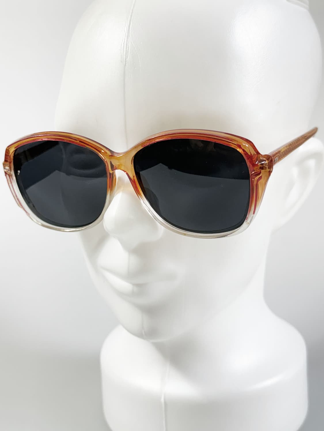 90s 엠버 그라디언트 볼드 오벌 프레임 빈티지 선글라스 상품이미지8