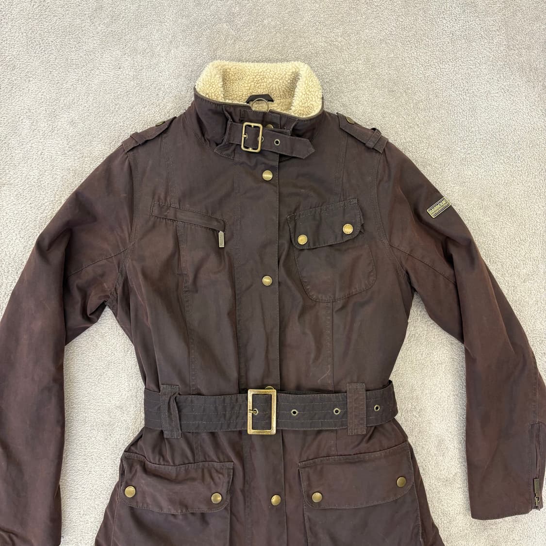 바버 폴라퀼트 벨티드 자켓 상품이미지2