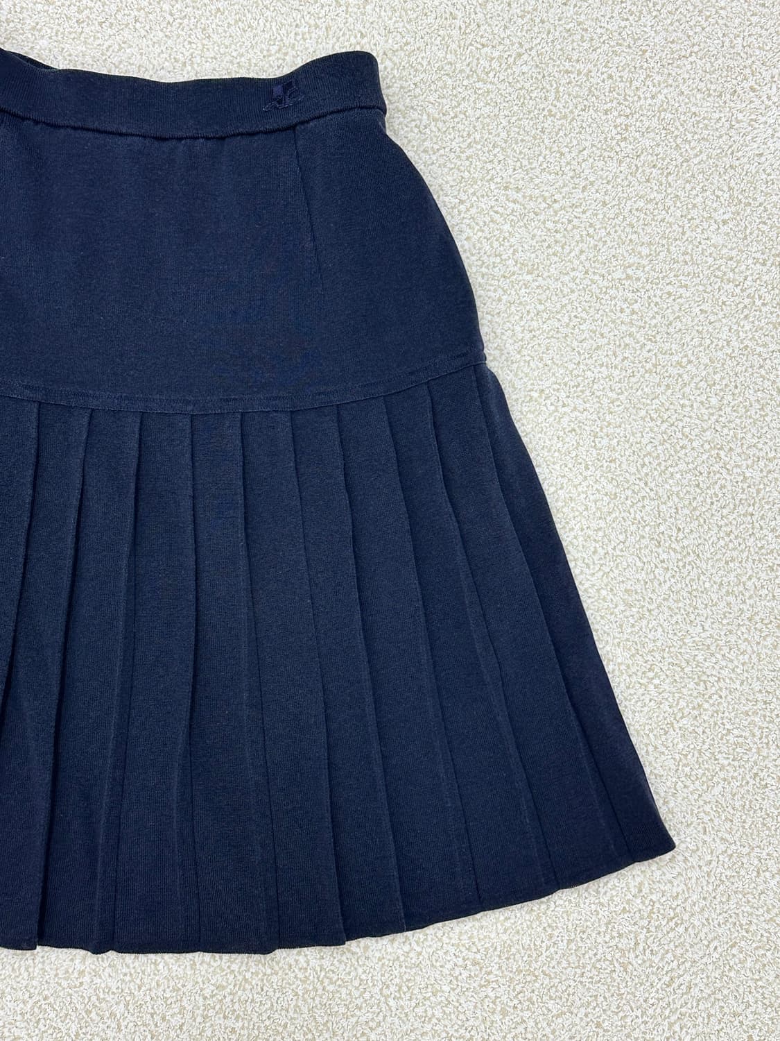 꾸레쥬 네이비 밴딩 스커트 상품이미지3