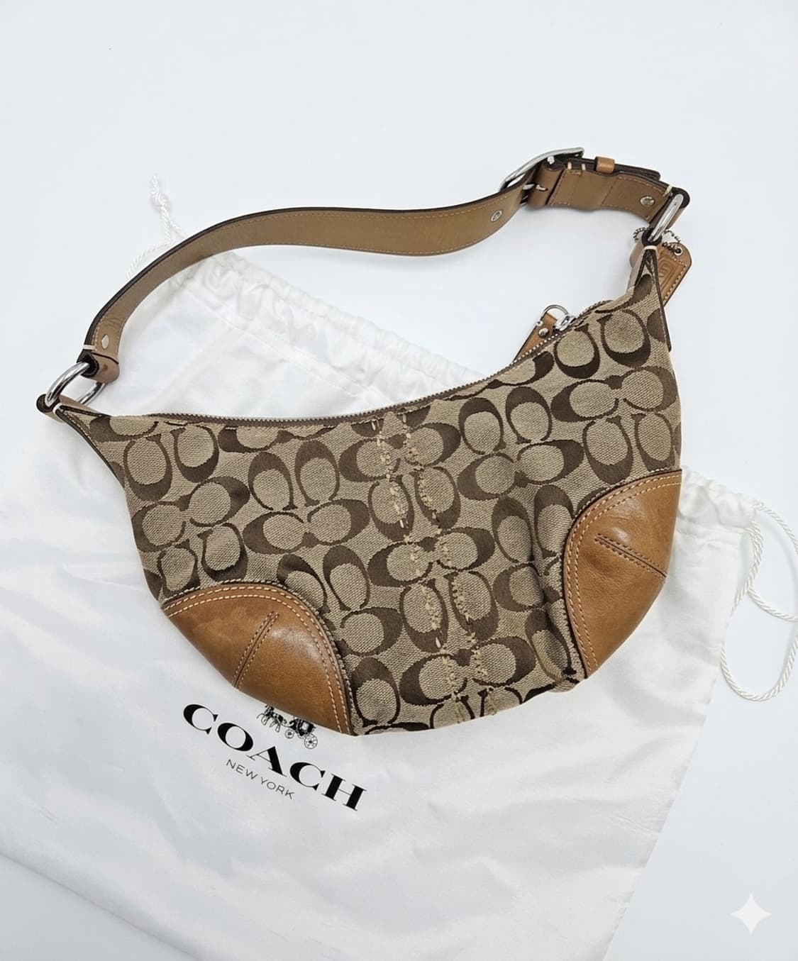 코치 시그니처 y2k 호보백  상품이미지3