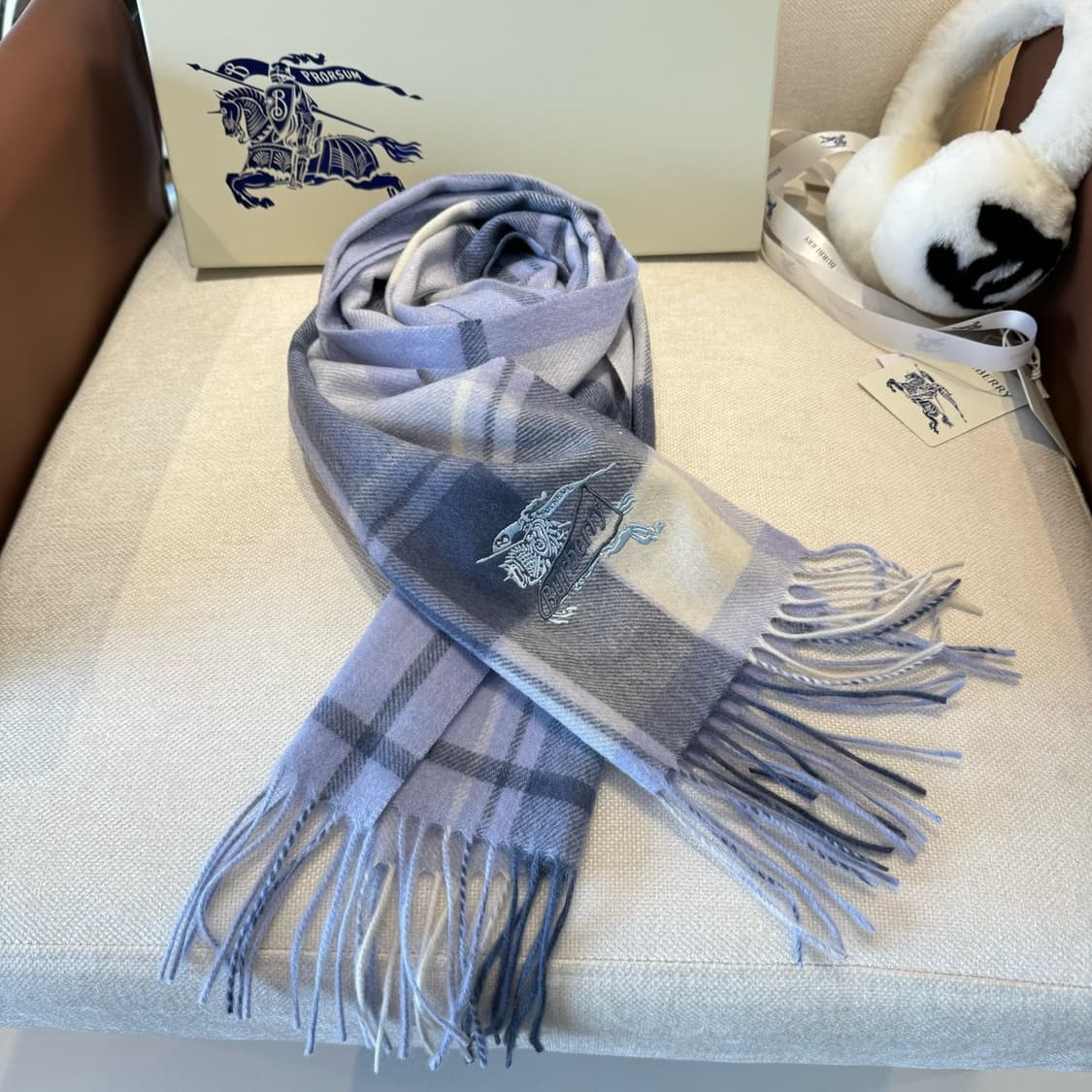 버버리 리버서블 스카프 100% 램스울
 상품이미지3