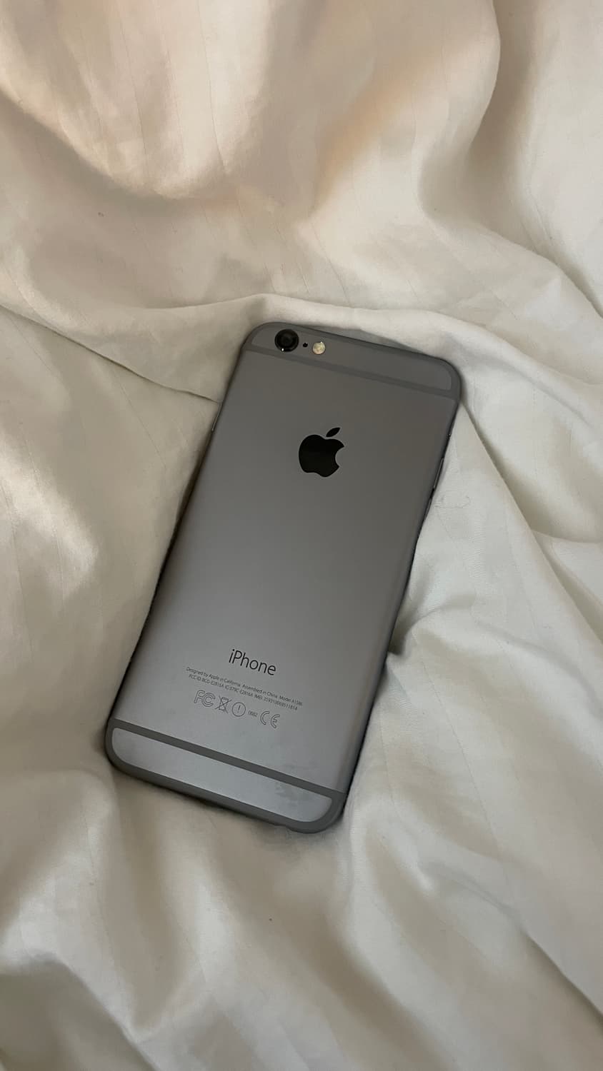 아이폰 6 16GB 스페이스그레이 판매합니다 배터리 효율 100% 상품이미지1