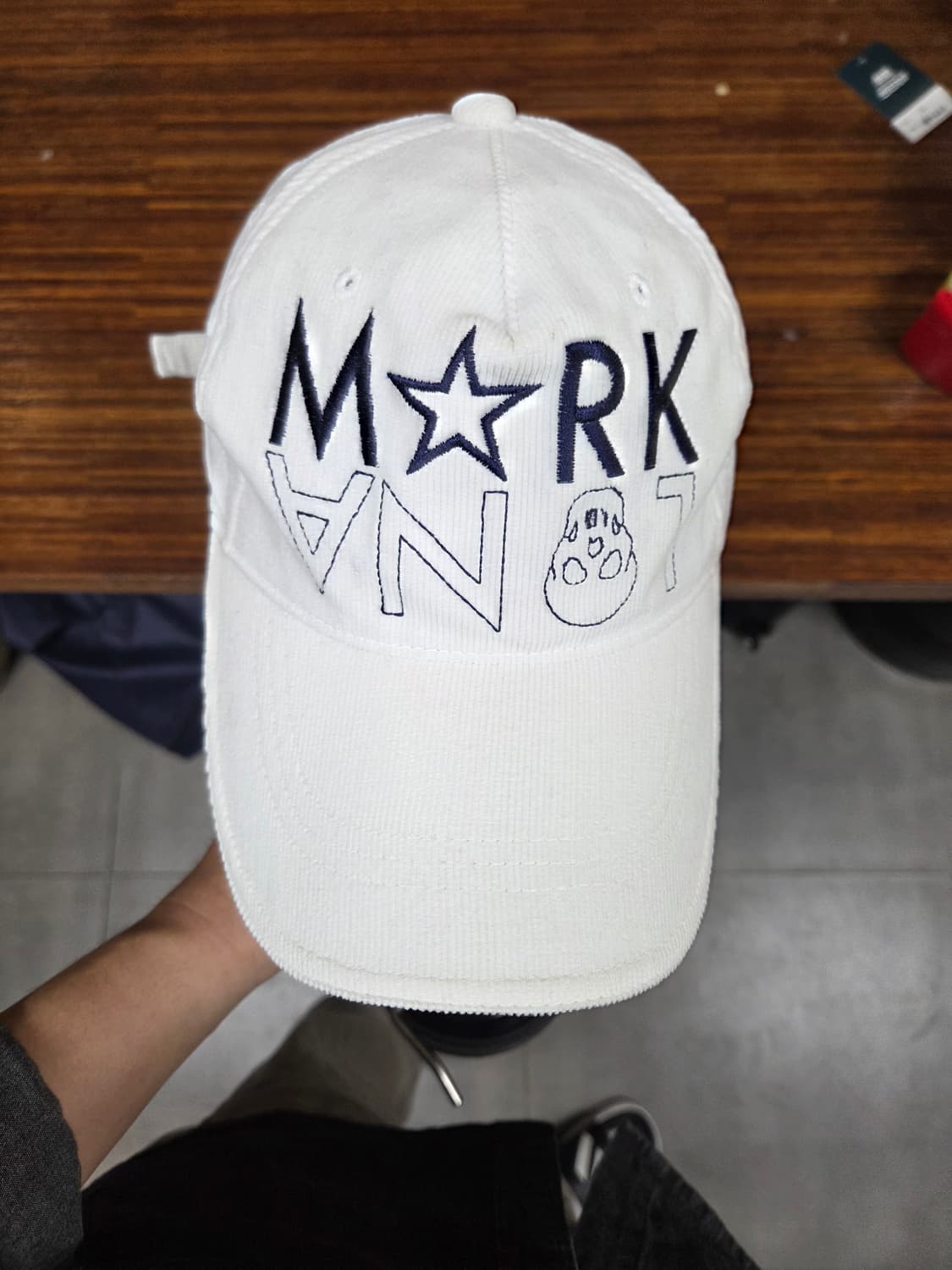 마크앤로나 코듀로이 모자 프리  상품이미지1