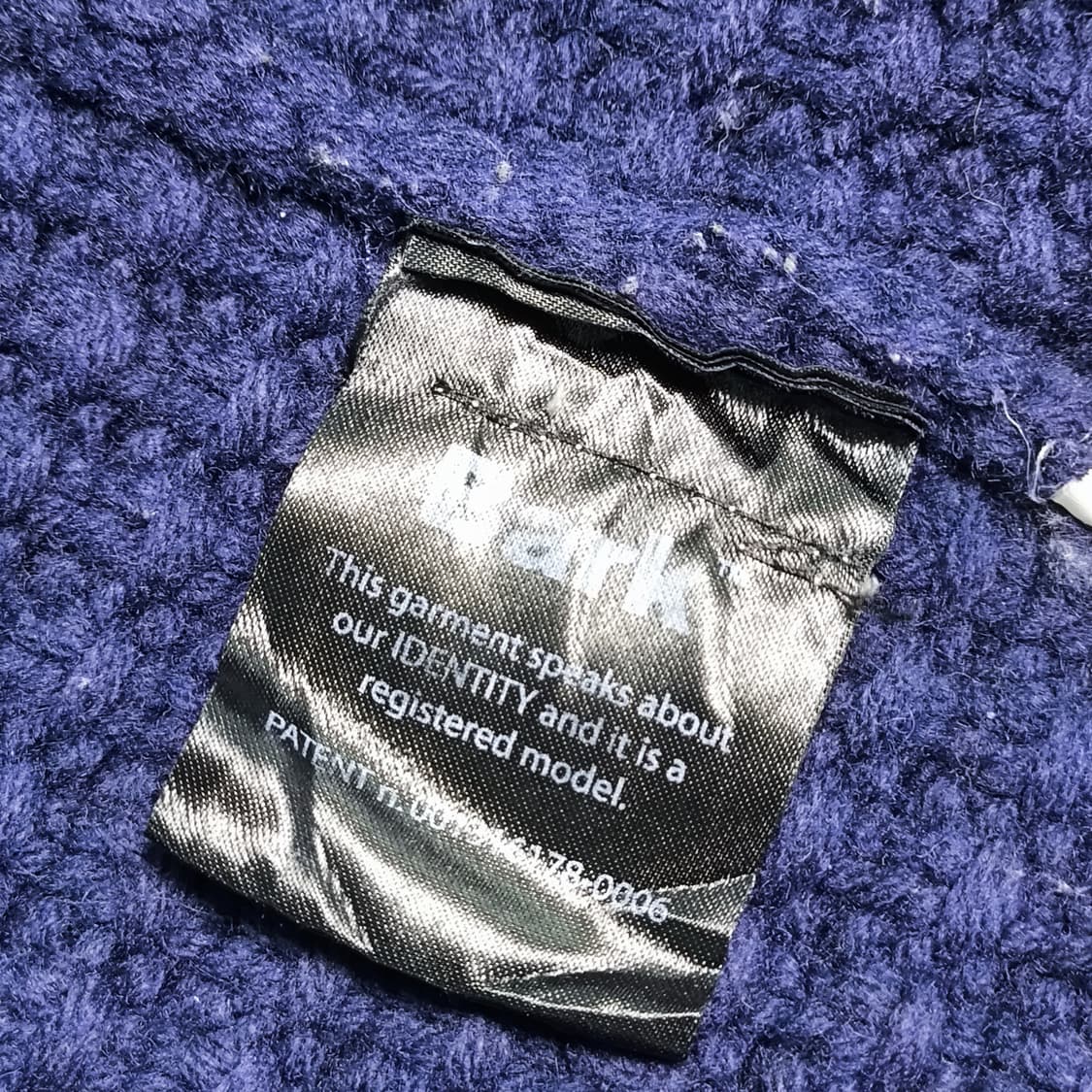 [Made in Italy] BARK 네이비 울 니트 코트 상품이미지7