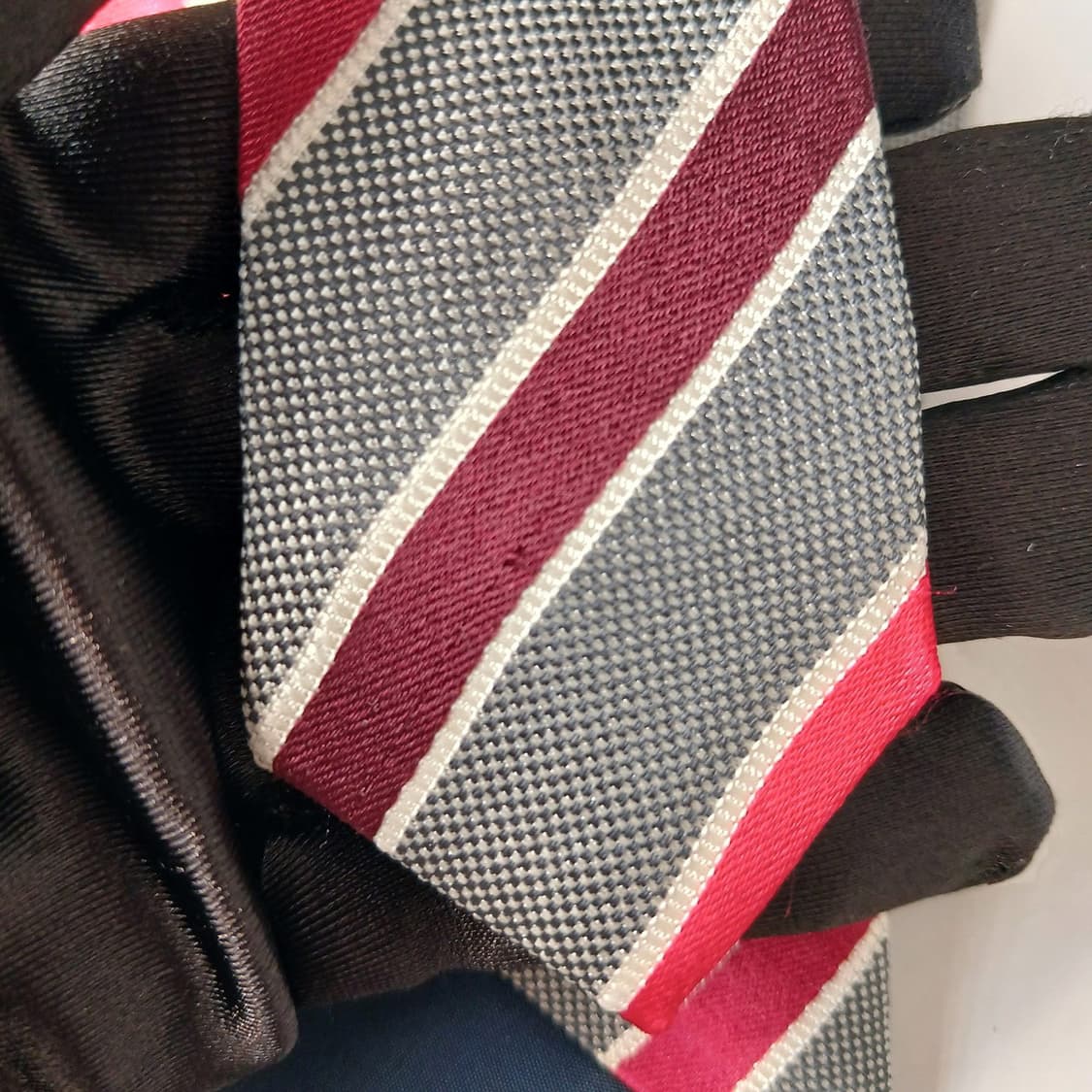 알테아 실크 그레이 스트라이프 넥타이 8.7cm A+등급 G12 상품이미지10