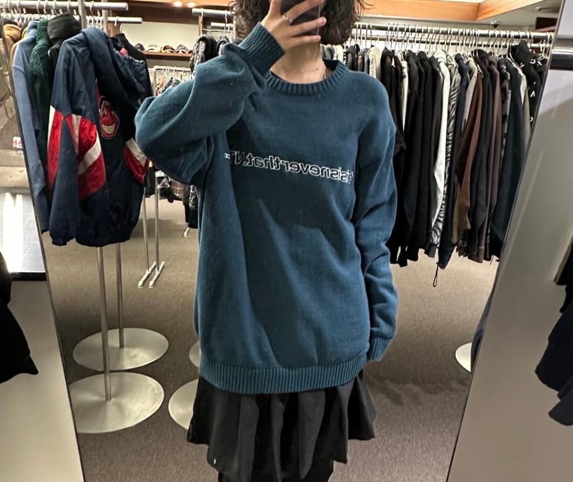 L)디스이즈네버댓 T-Logo Crewnack 슬레이트 블루 스웨터 상품이미지1