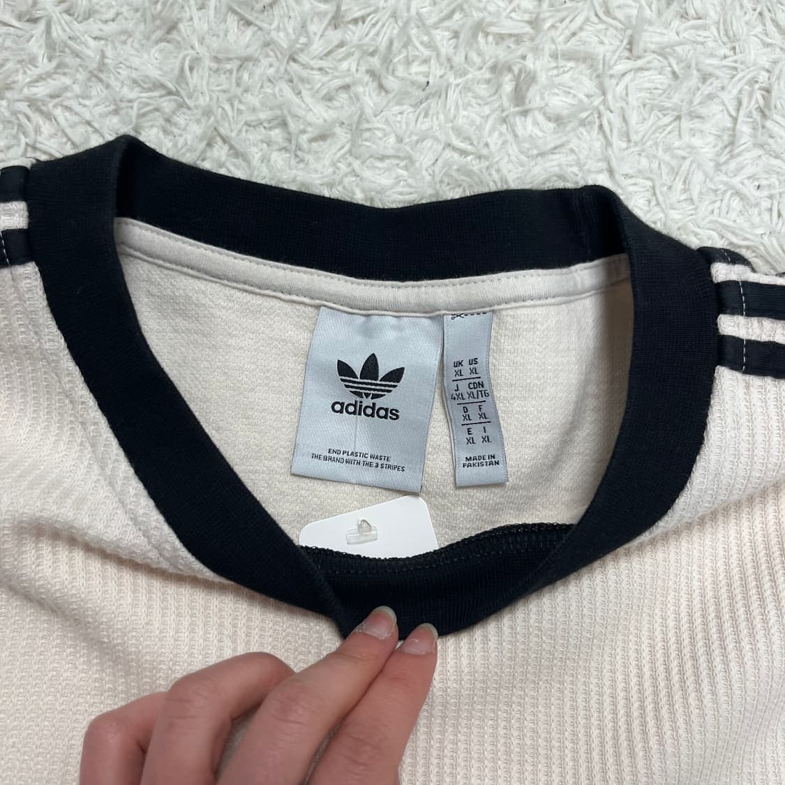 아디다스 아디컬러 클래식 와플 크루넥 맨투맨 상품이미지3