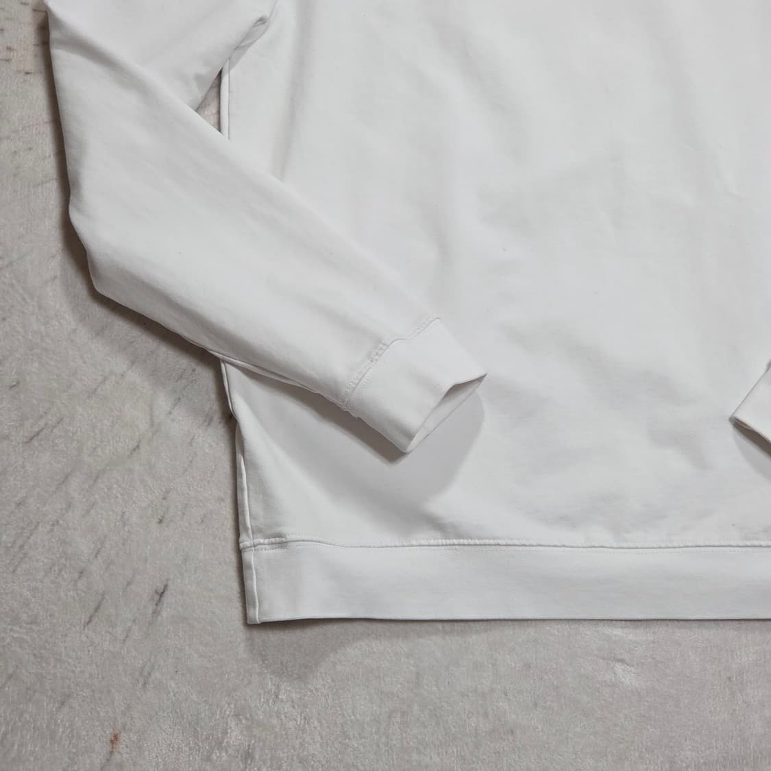 게스 빅로고 화이트 맨투맨 상품이미지6