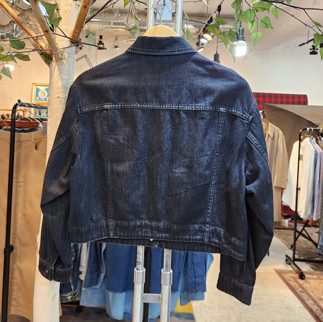 새제품 UNIQLO 유니클로 흑청 크롭 데님 자켓 상품이미지5