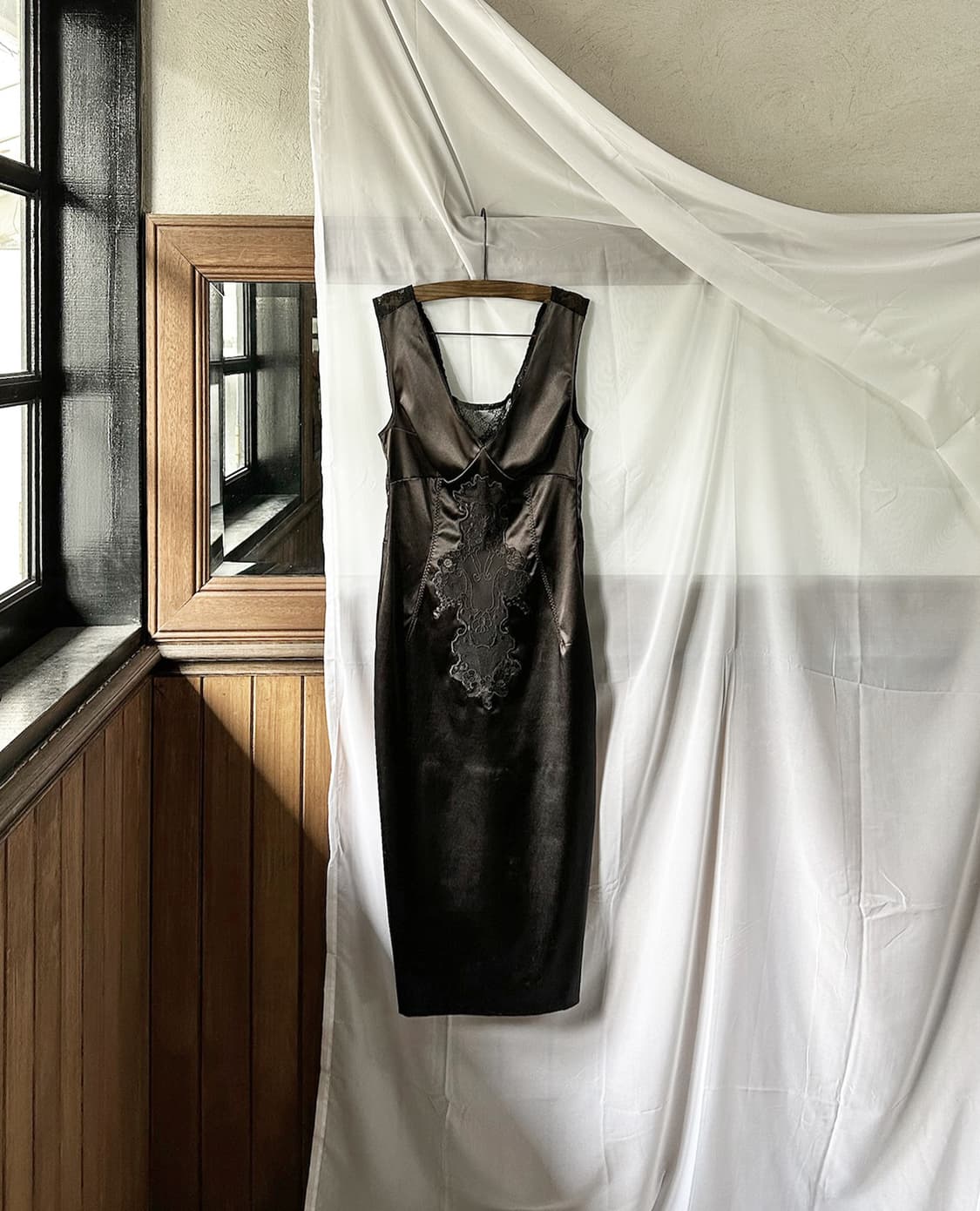 DOLCE&GABBANA black satin lace dress 상품이미지4