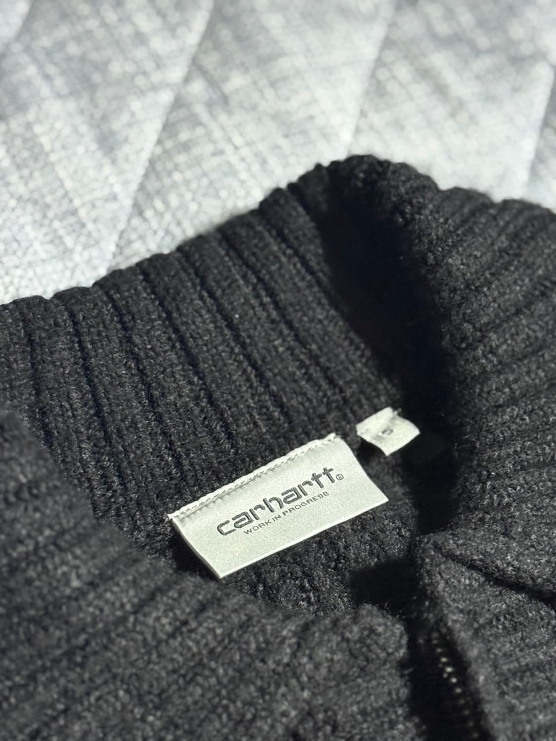 칼하트 사카이 콜라보 맛 니트 가디건 블랙 100 상품이미지7
