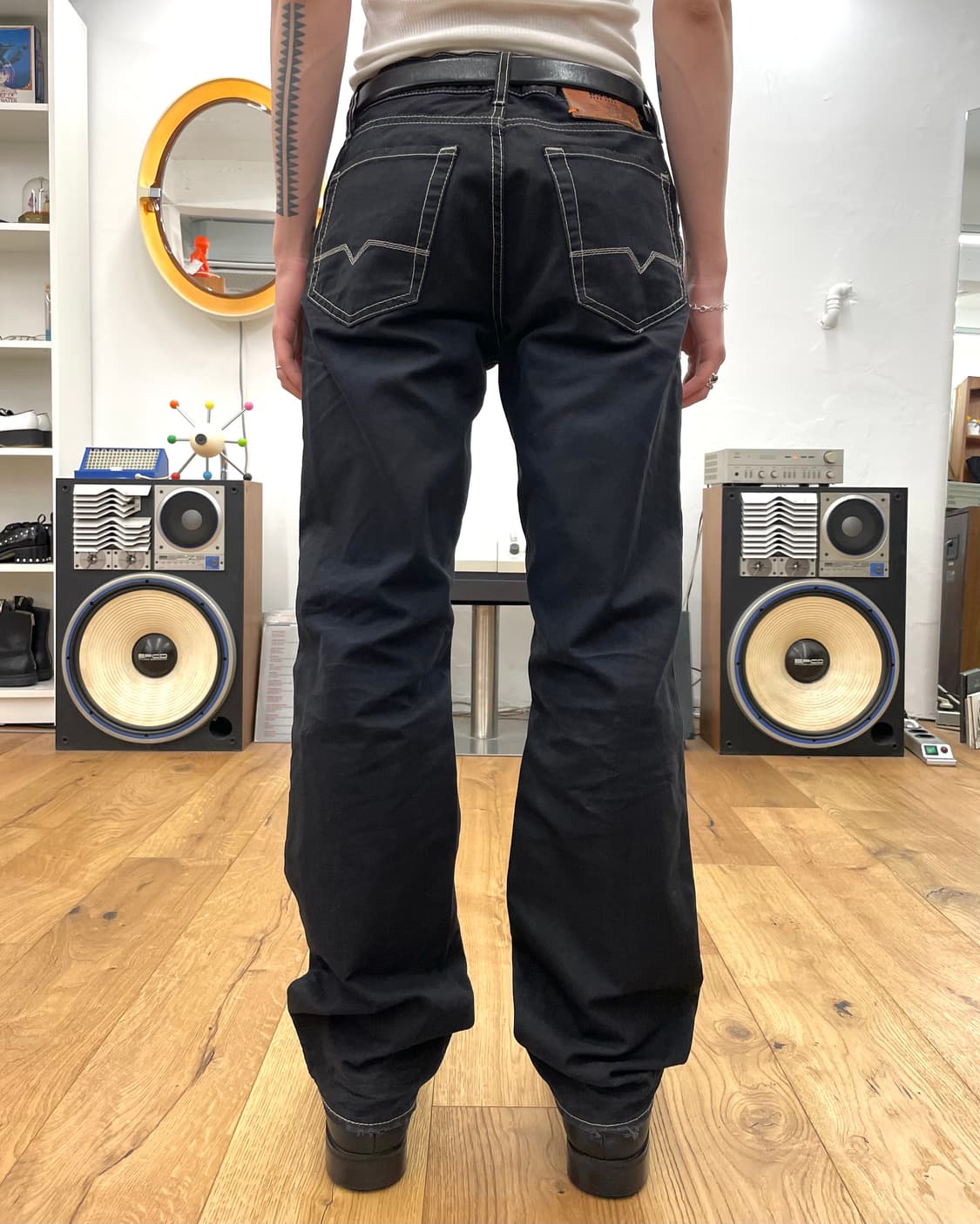 [32] 휴고보스 블랙 데님 팬츠 상품이미지2